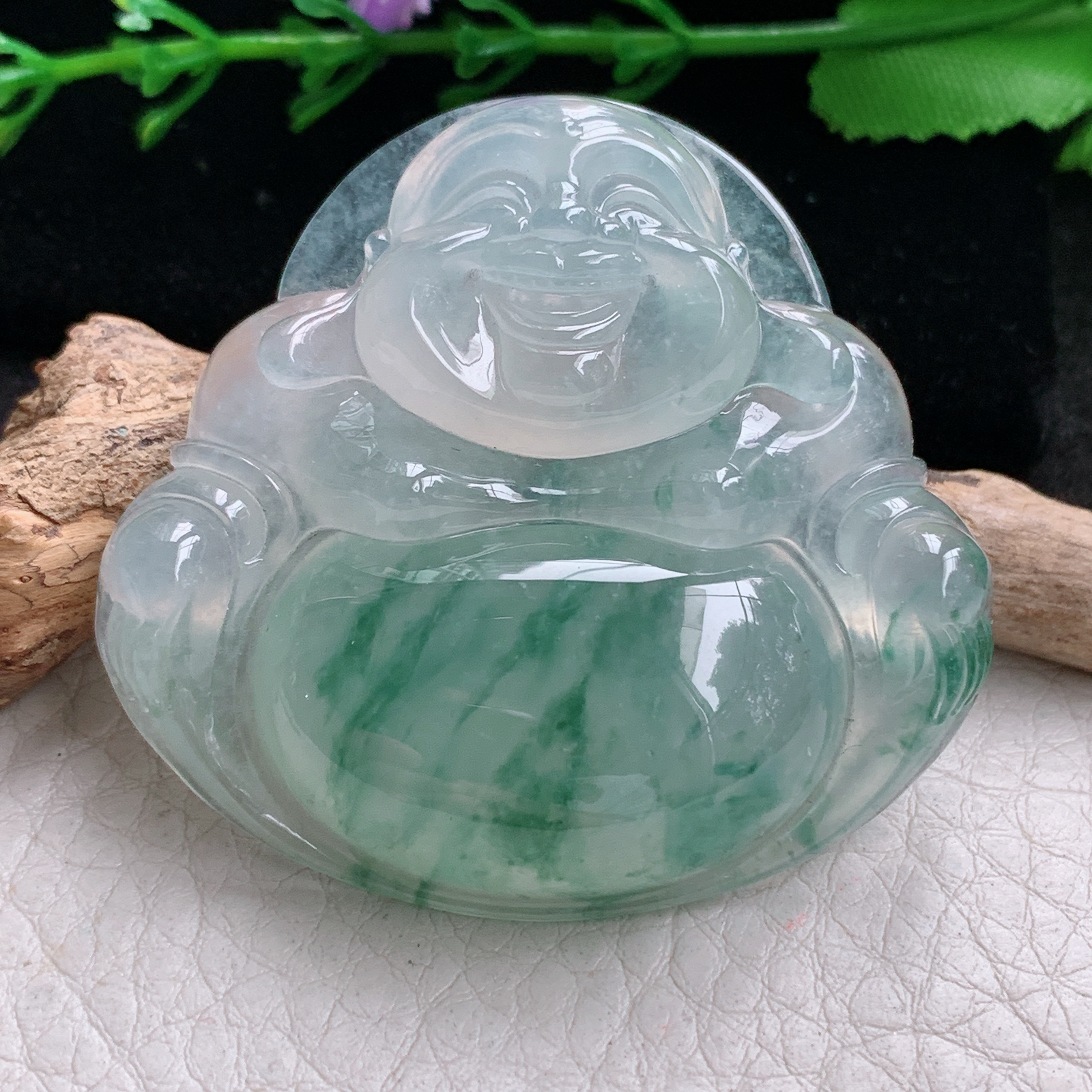 gp实拍46*49.8*11缅甸翡翠a货精雕冰飘花大佛公 弥勒佛玉吊坠 玉挂坠