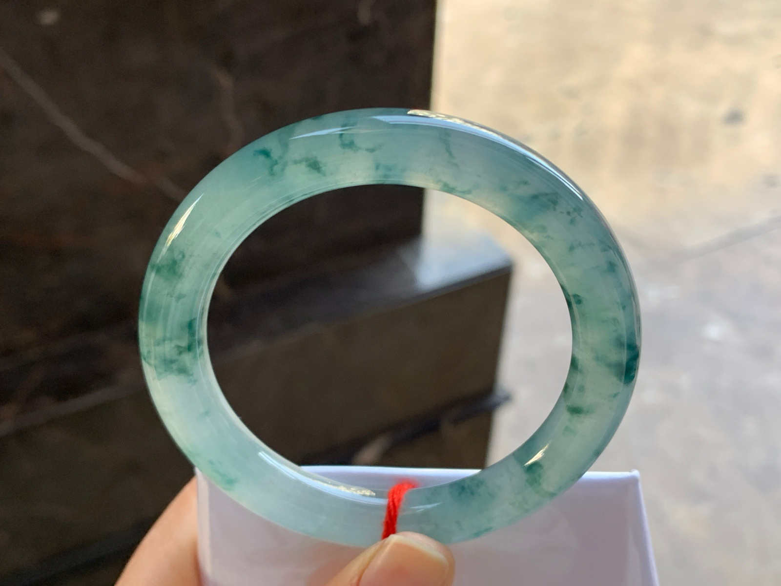 54-9.6

蓝花圆条手镯^_^飘花灵韵