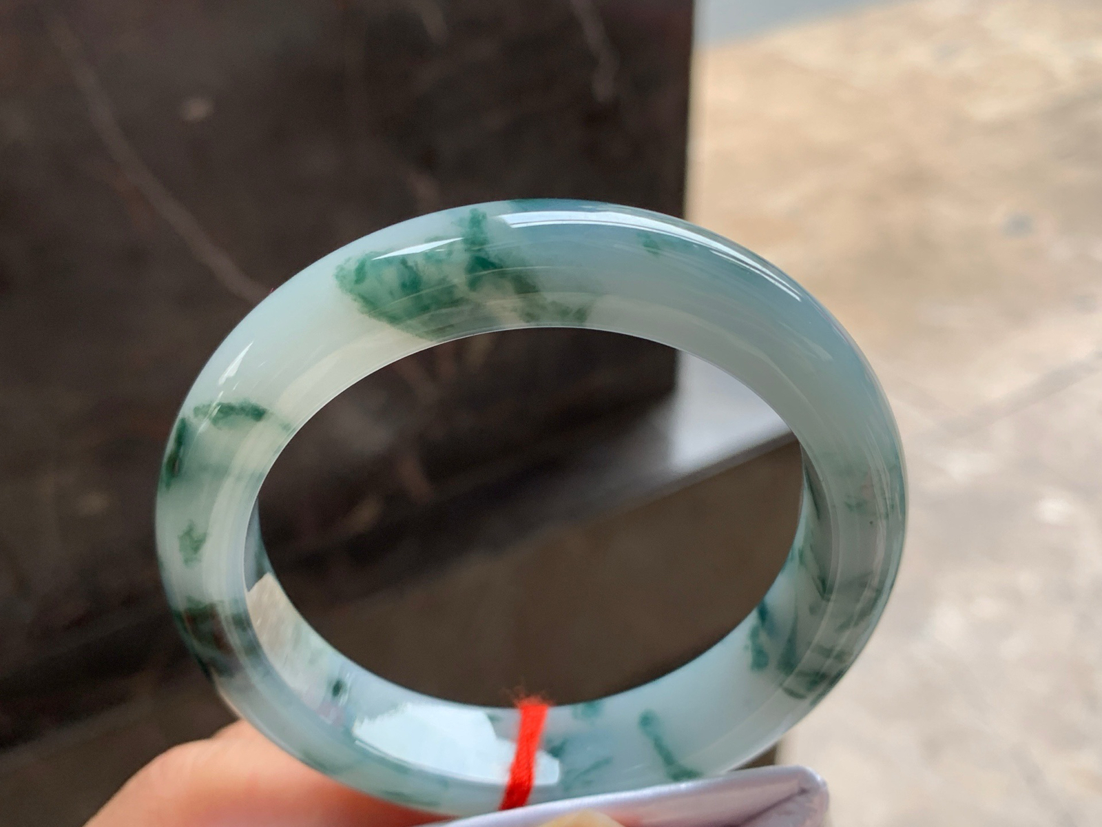 56.5-12.7-9mm

蓝花手镯^_^飘花浓郁