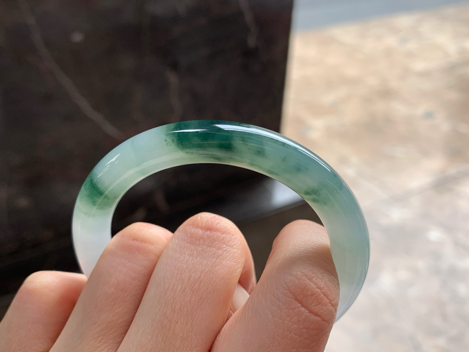 51.5-8.7

蓝花圆条手镯^_^飘花灵韵