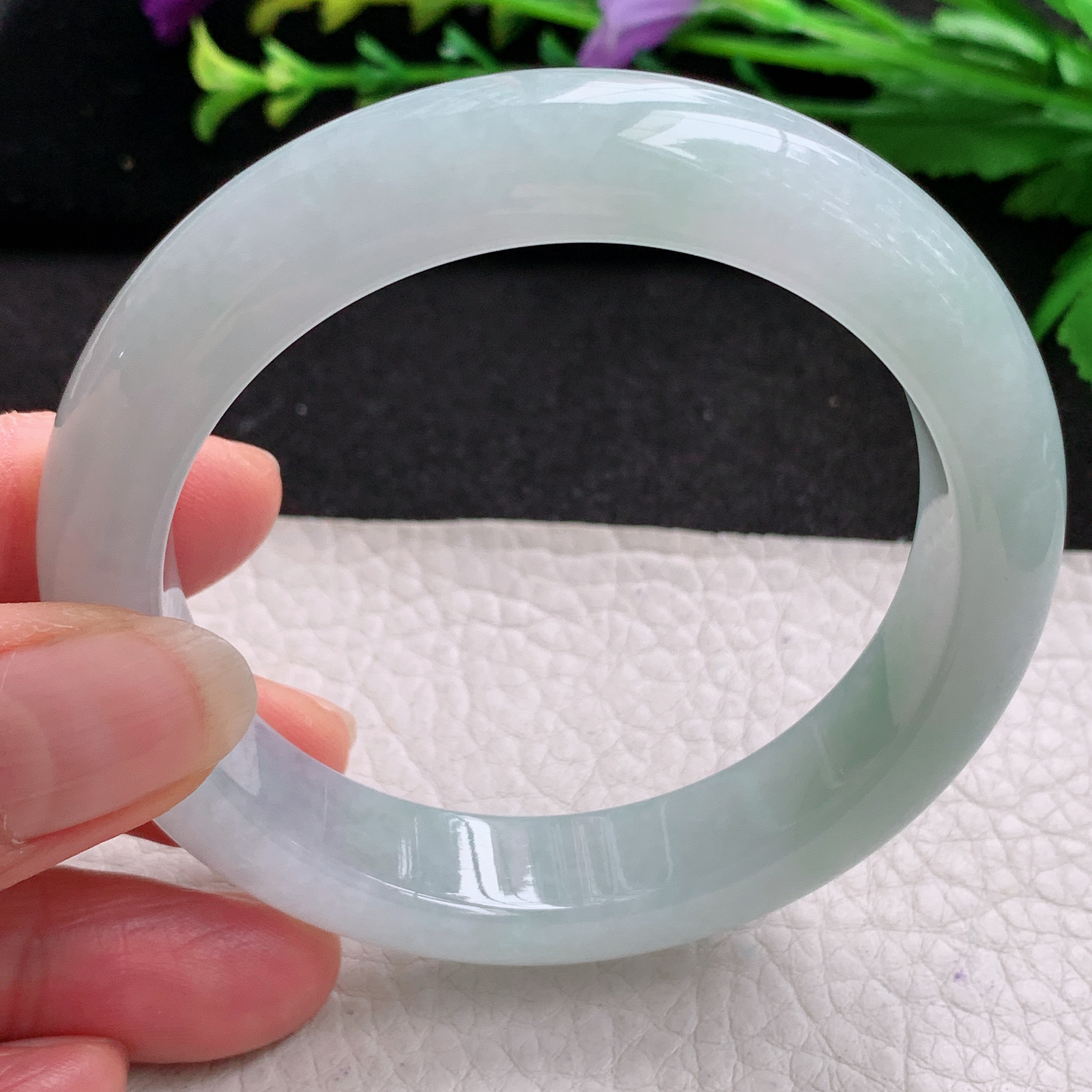 xo实拍56*12.8*9平安镯 天然缅甸翡翠A货玉手镯冰胶浅绿宽边玉手环