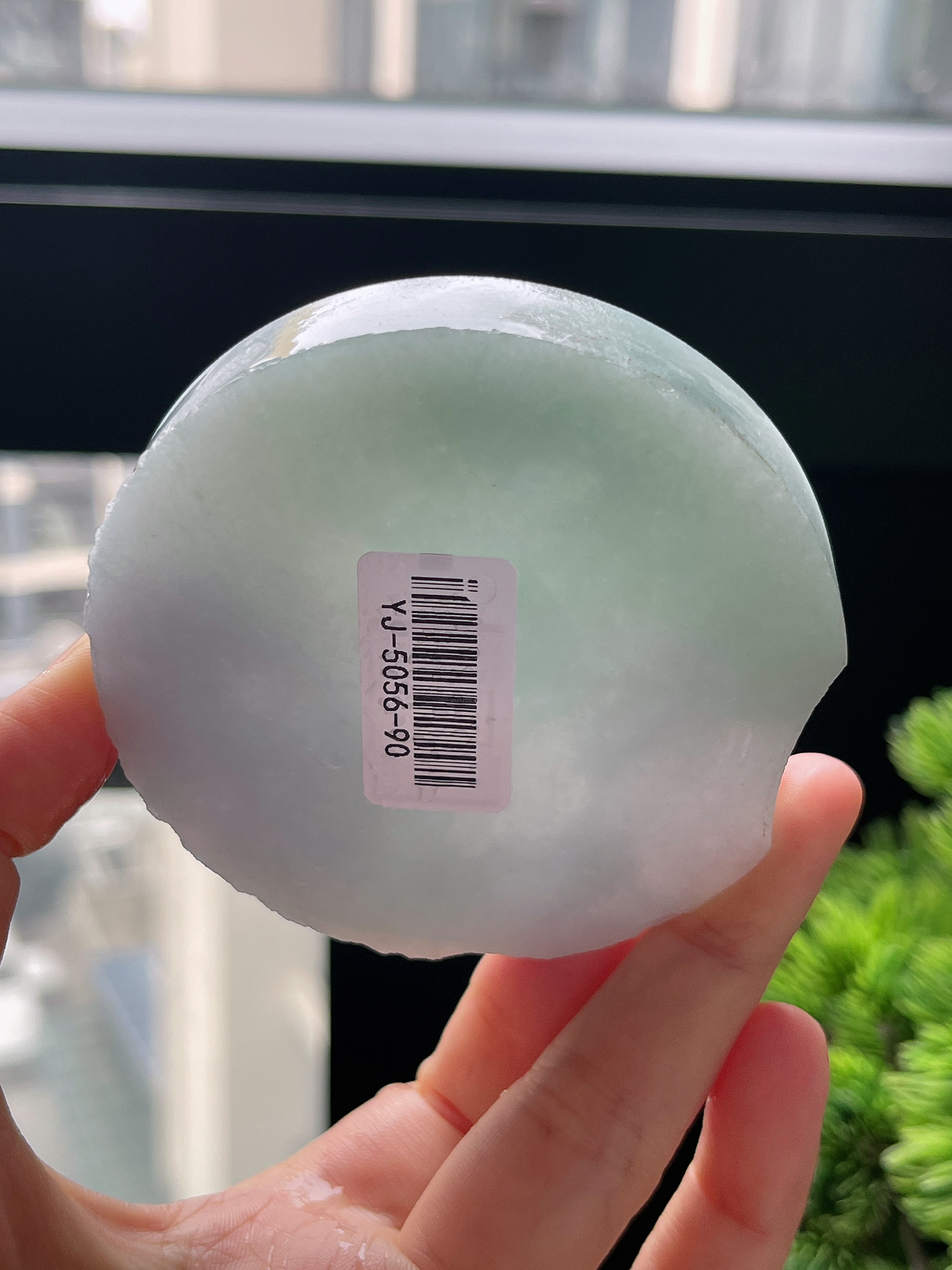 翡翠春带彩镯饼，⭕️正圈最大做57，圆条最大做53