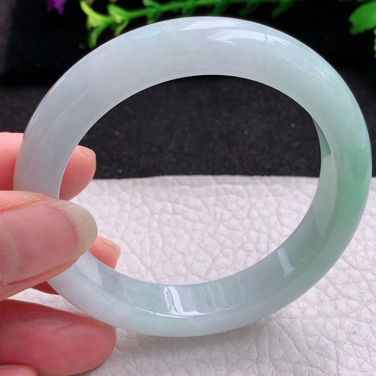 r实拍53*11.8*8.2平安镯 天然缅甸翡翠A货玉手镯飘绿清新宽边玉手环