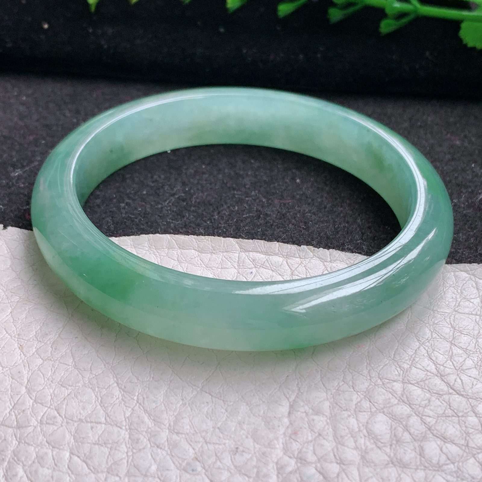 ax实拍53*10.5*7.4平安镯 天然缅甸翡翠A货玉手镯冰绿宽边玉手环