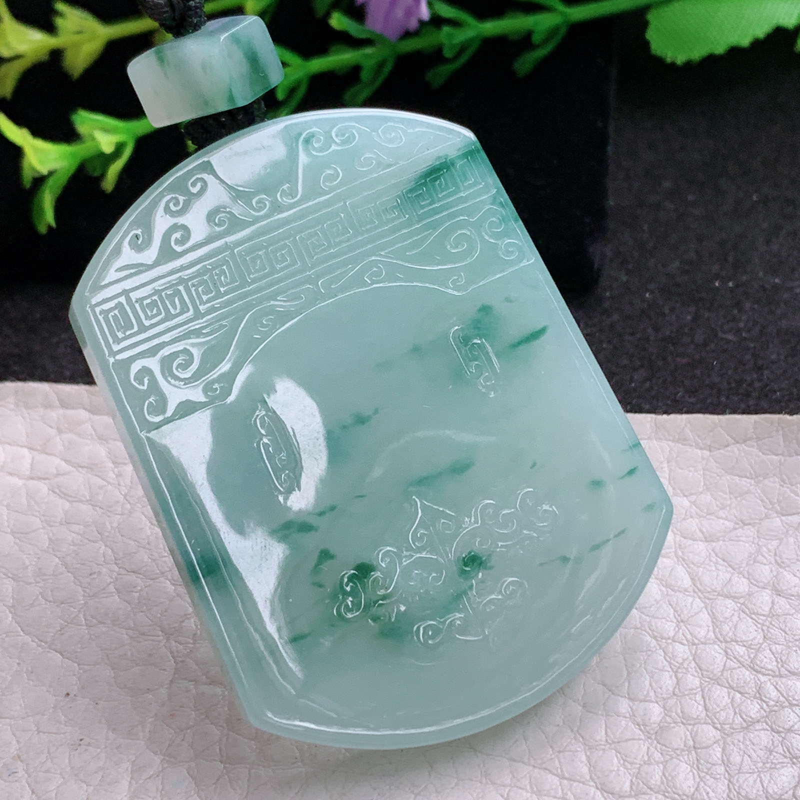 csy实拍56.3*32*6.3缅甸翡翠a货精雕冰飘花怀古雕无事牌玉吊坠 玉挂坠