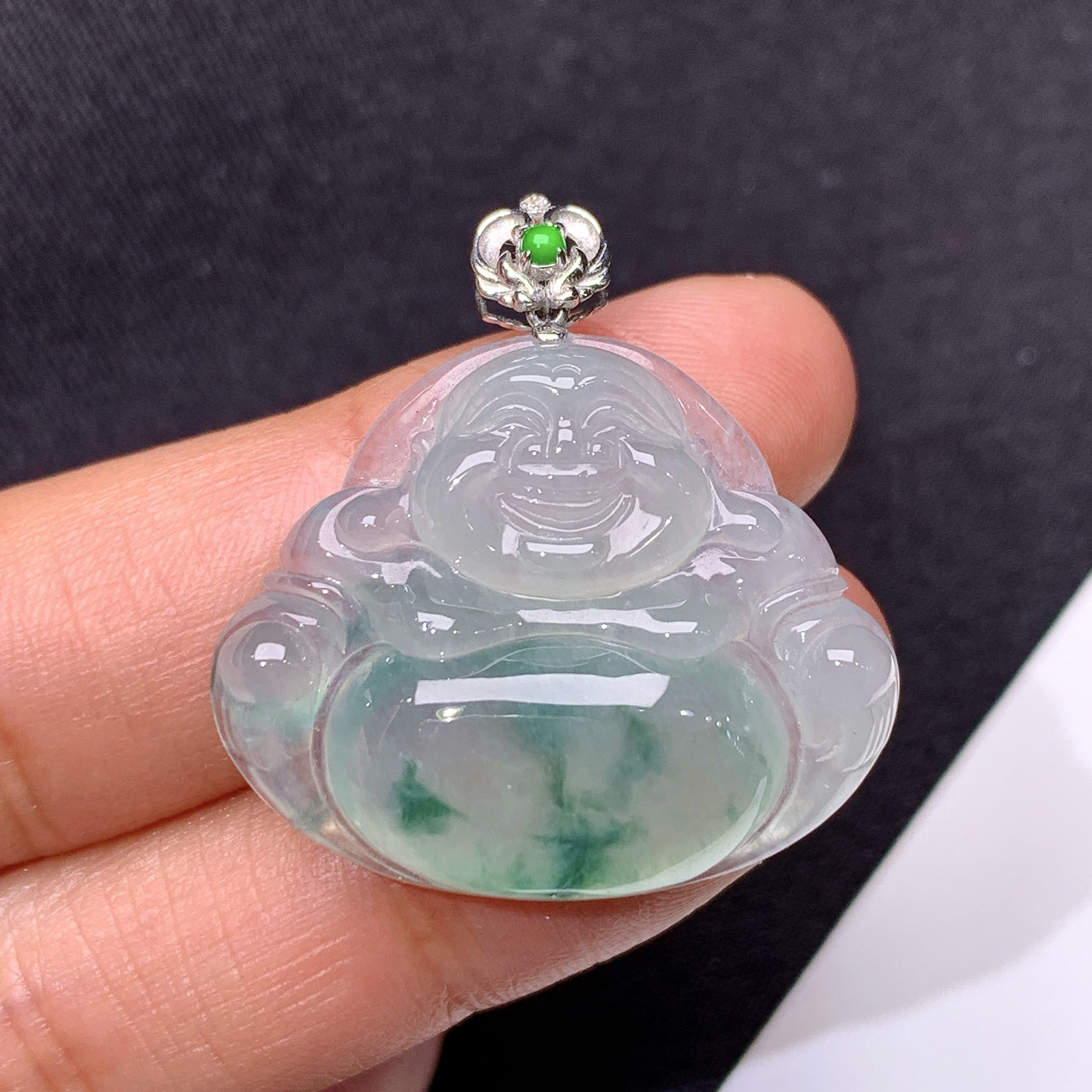 冰飘花笑佛吊坠，18k金镶嵌，冰润细腻，品相好，种水足，Ls 尺寸30.1*29.1*6.2