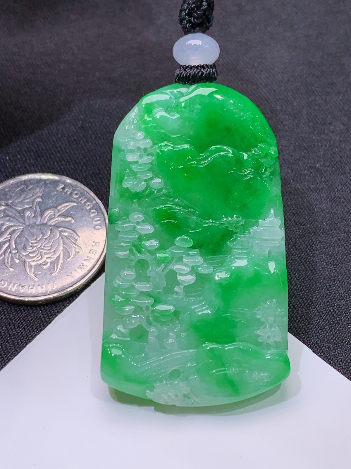 冰飘绿山水牌，厚装种老，冰润色阳，种水足，Xc 尺寸48.2*28.2*5.1