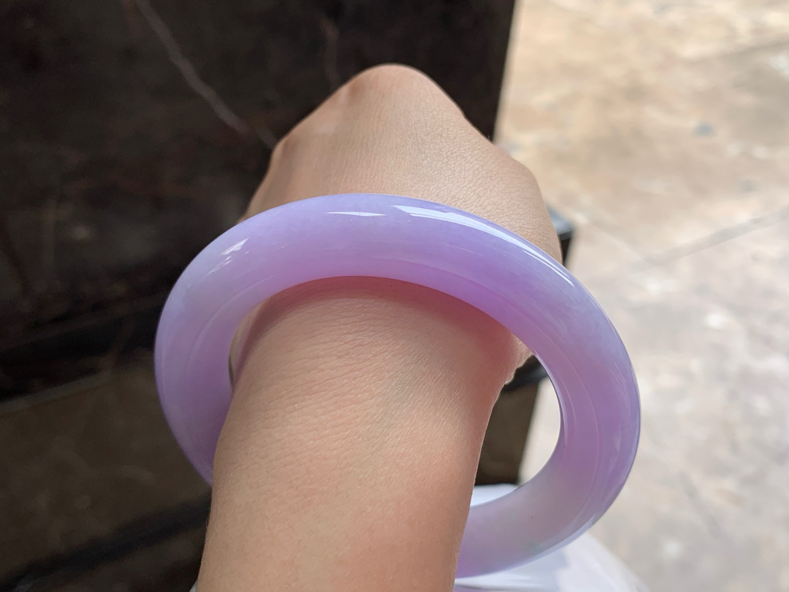 57.5-12.5

紫罗兰圆条手镯^_^颜色鲜艳