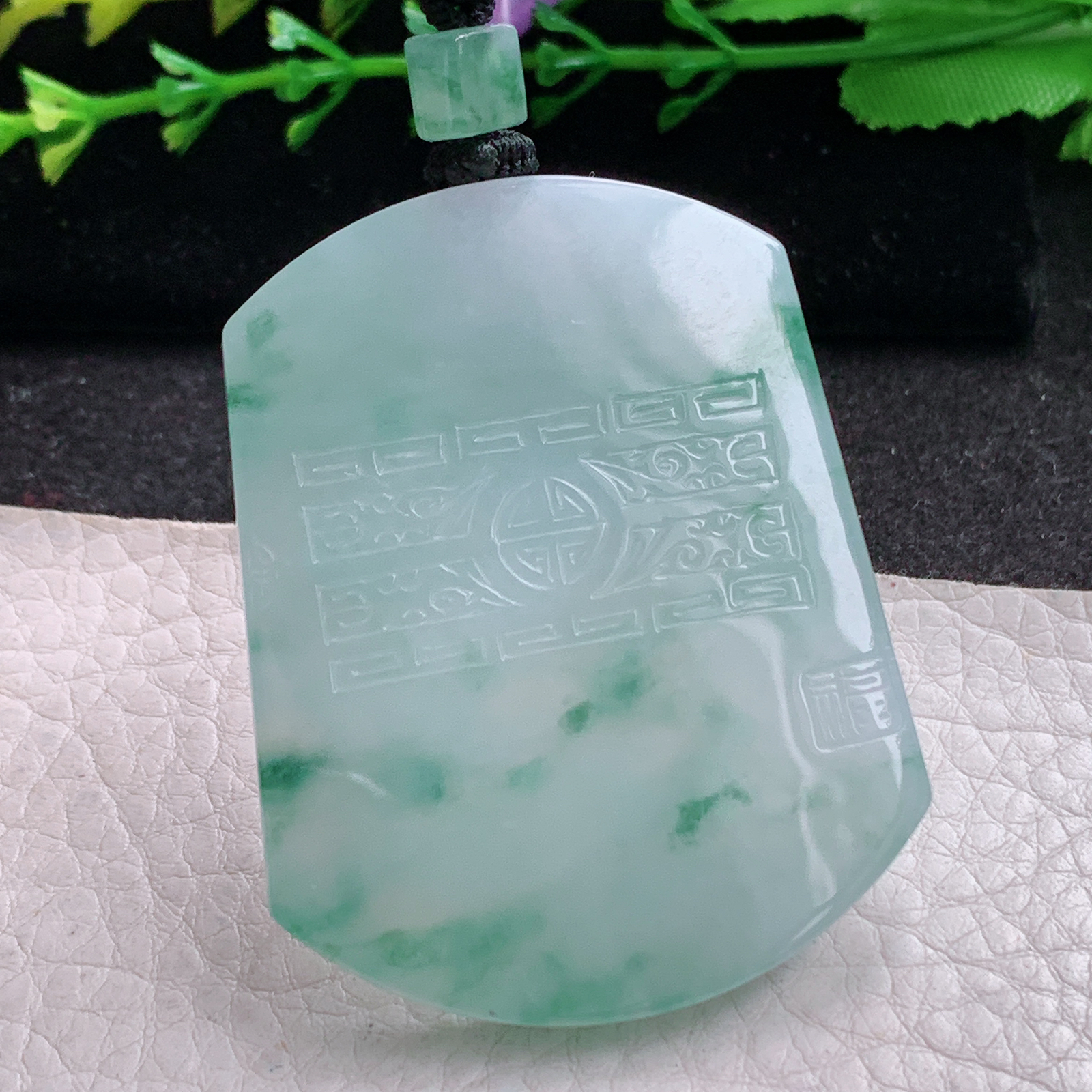 csy实拍53*41.8*5.7缅甸翡翠a货精雕飘花怀古雕无事牌玉吊坠 玉挂坠