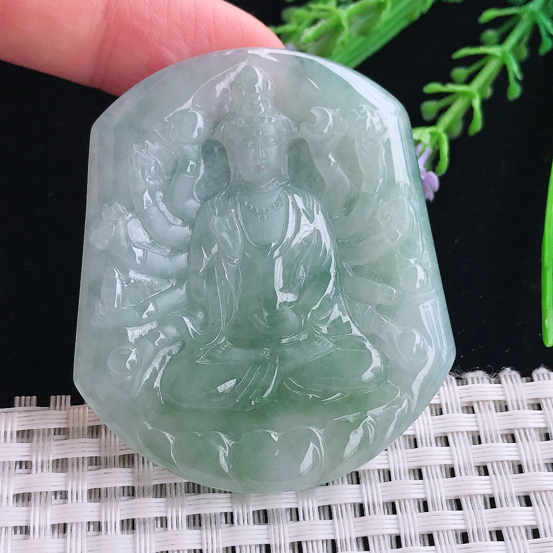 实拍A货翡翠54.8/48.8/5.4老坑冰润起胶晴底千手观音吊坠翡翠挂件