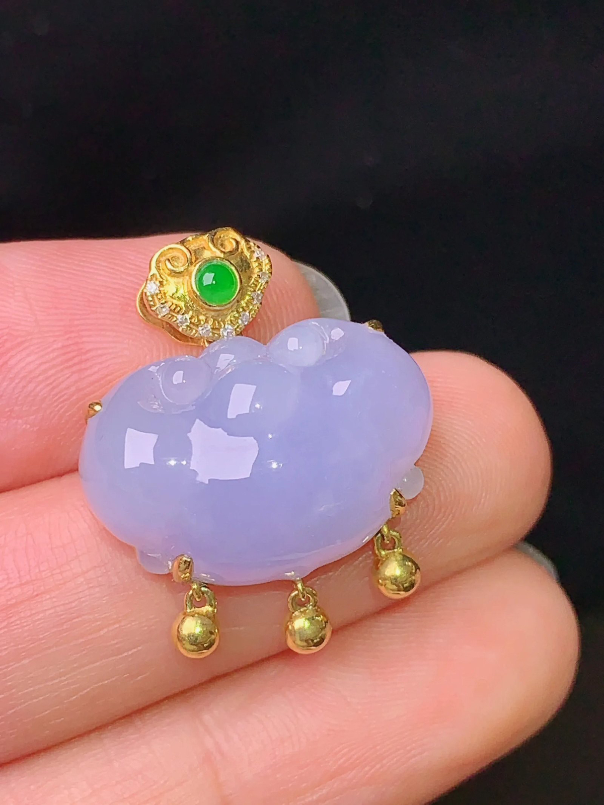 18k金钻镶嵌紫罗兰如意吊坠 玉质细腻 色泽艳丽 Zd整体尺寸23.8*19.6*8.8