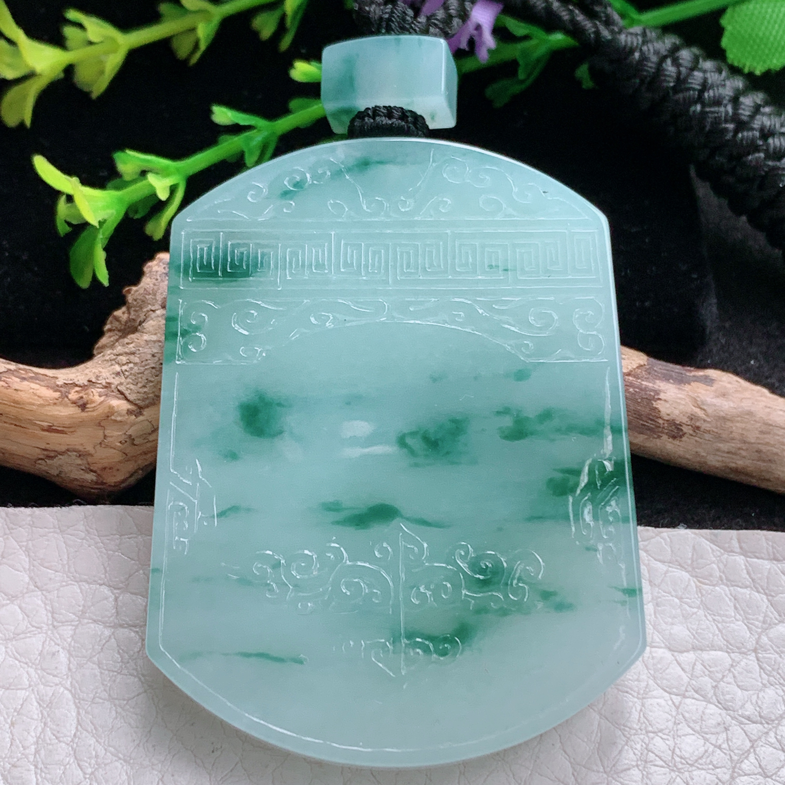 csy实拍56.3*32*6.3缅甸翡翠a货精雕冰飘花怀古雕无事牌玉吊坠 玉挂坠