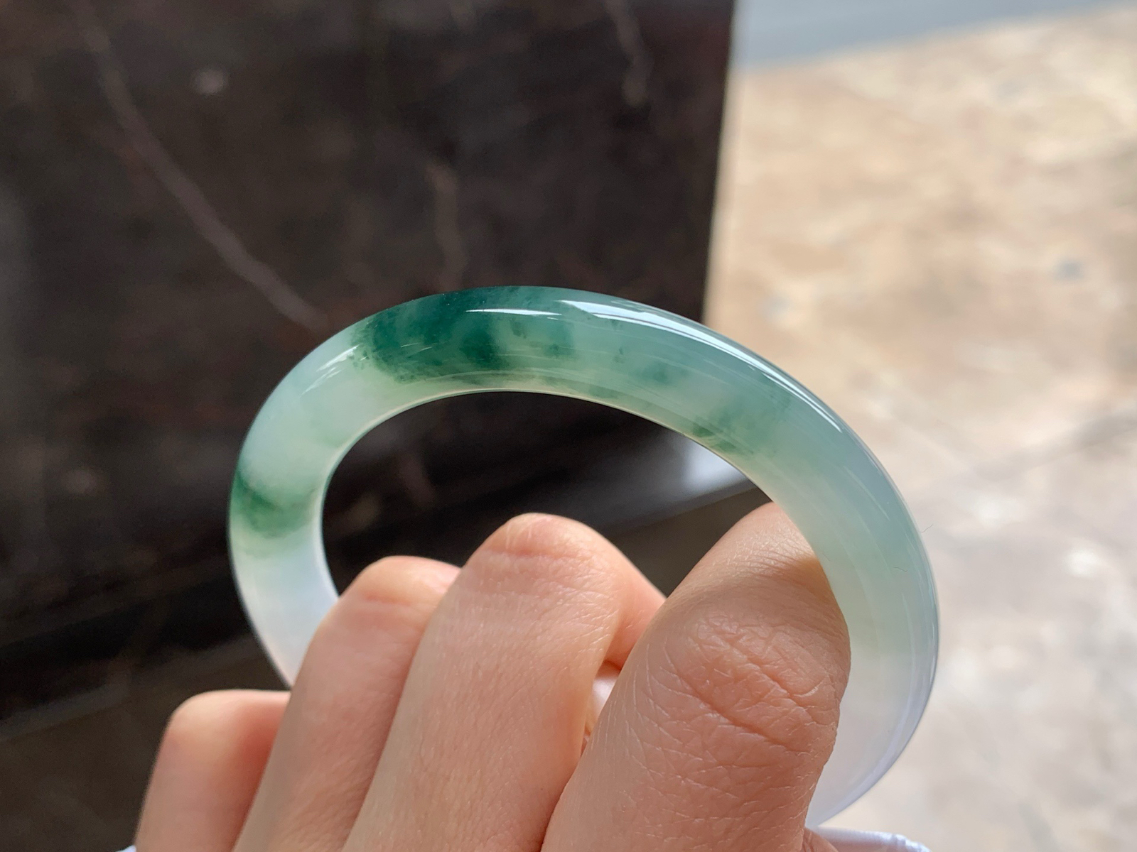 51.5-8.7

蓝花圆条手镯^_^飘花灵韵