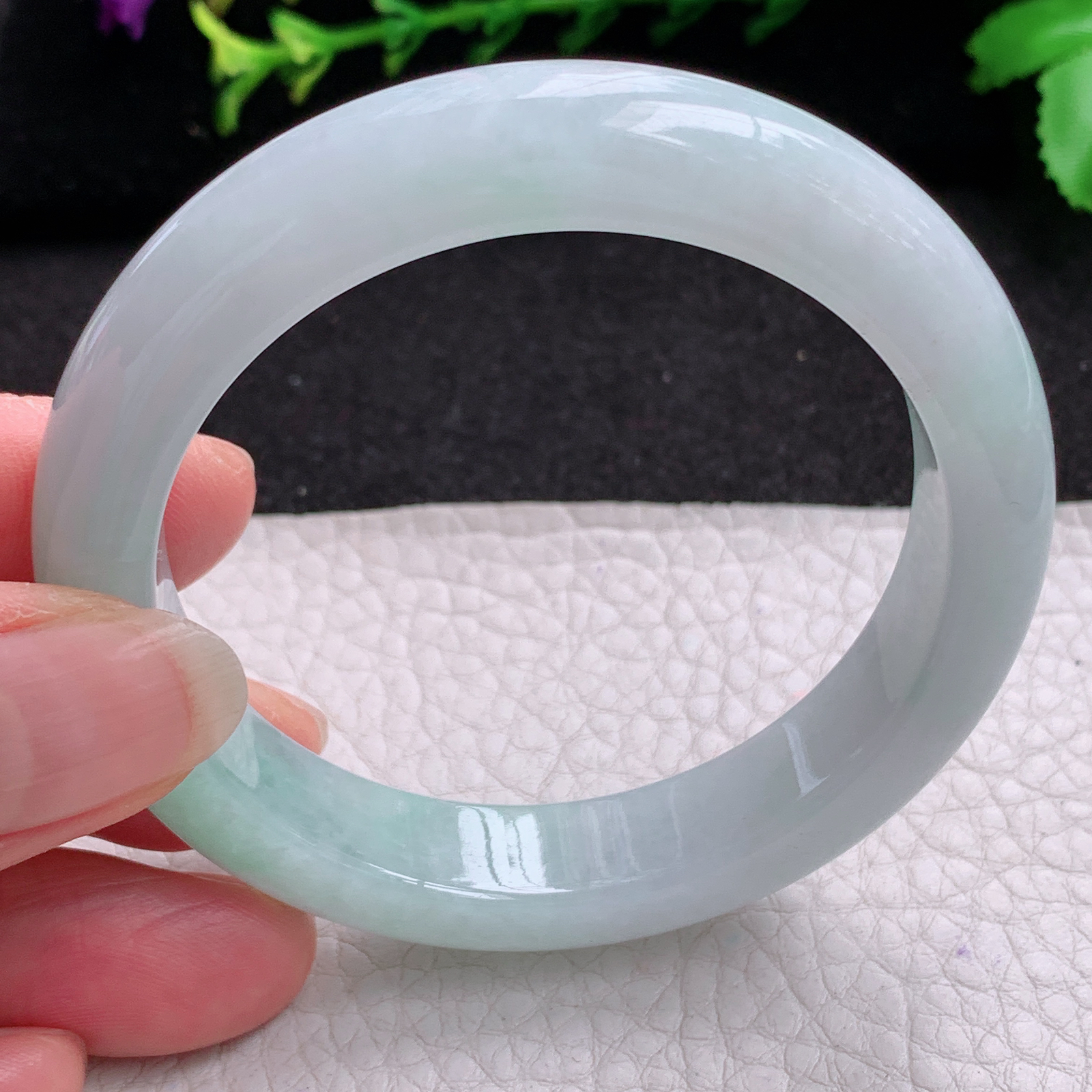 r实拍53*11.8*8.2平安镯 天然缅甸翡翠A货玉手镯飘绿清新宽边玉手环