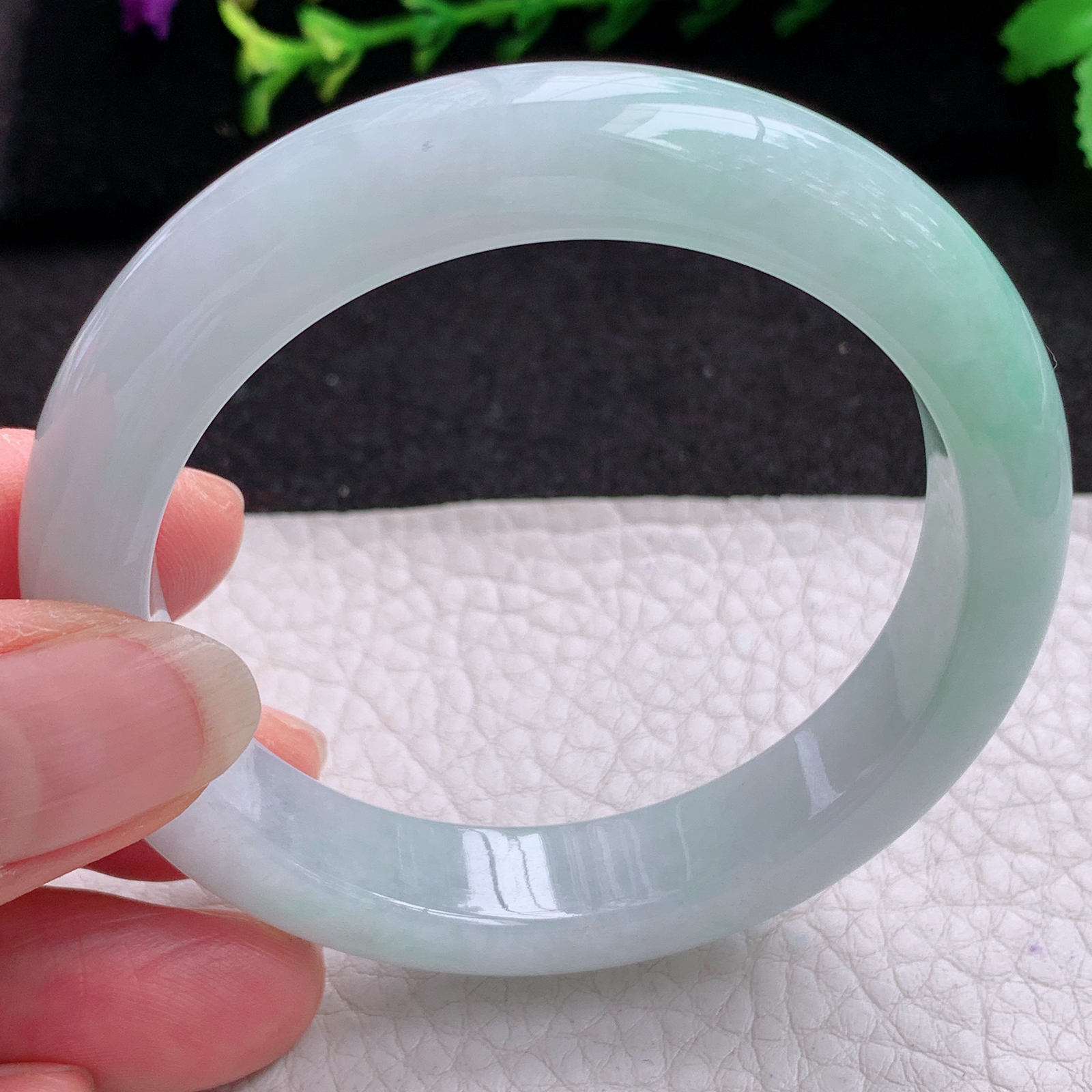 r实拍53*11.8*8.2平安镯 天然缅甸翡翠A货玉手镯飘绿清新宽边玉手环