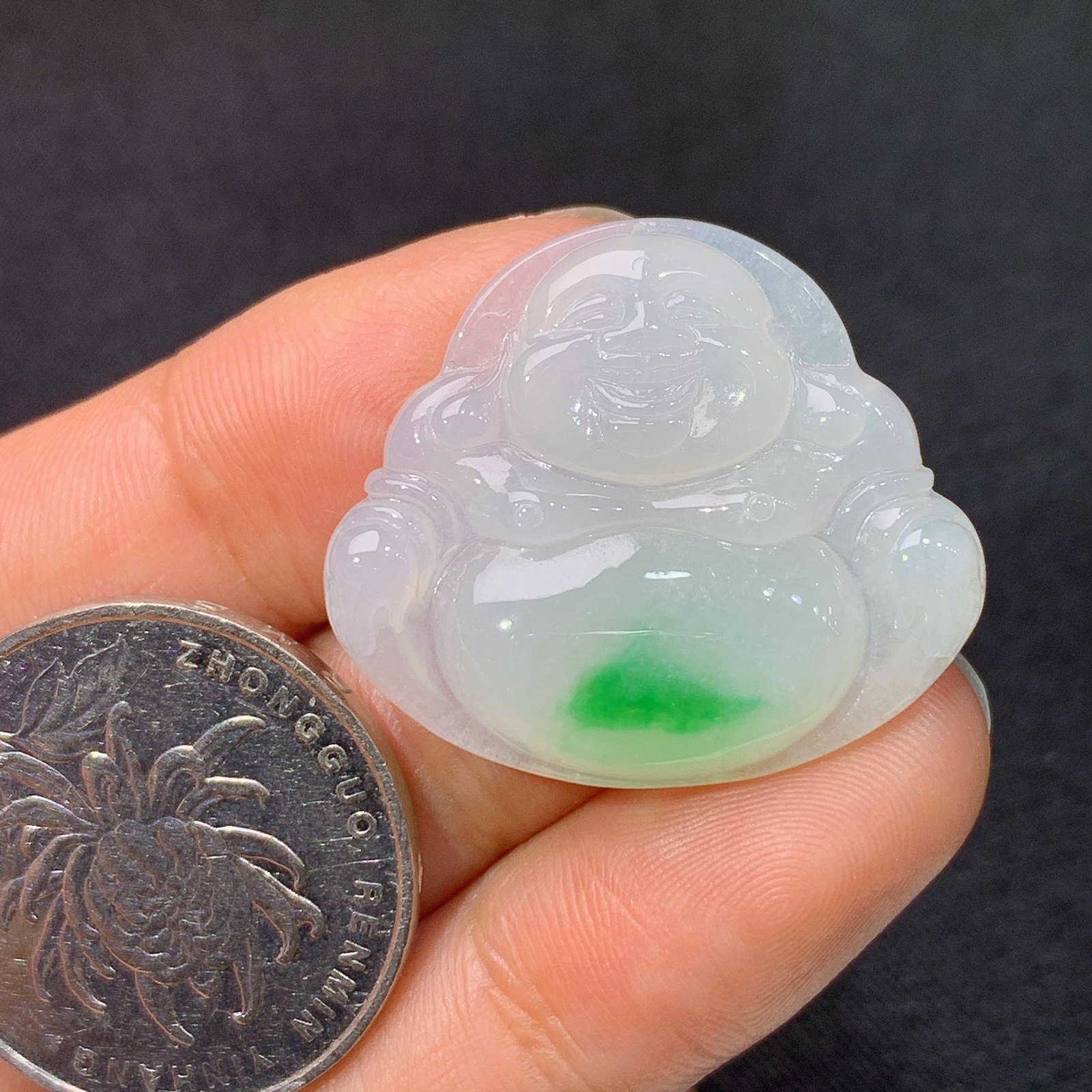 冰飘绿笑佛，冰润细腻，品相好，种水足，001 尺寸24.6*28.2*4.8