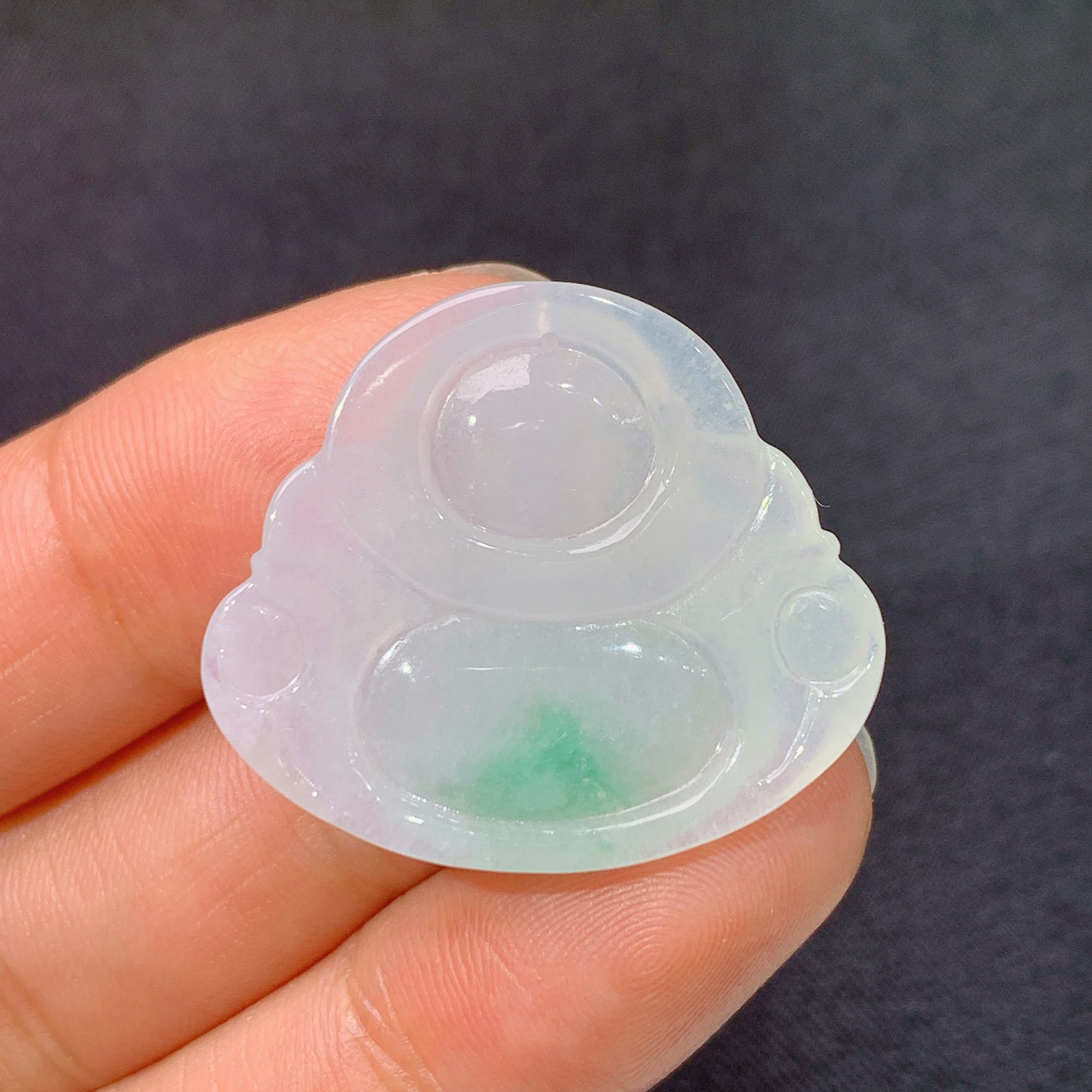 冰飘绿笑佛，冰润细腻，品相好，种水足，001 尺寸24.6*28.2*4.8