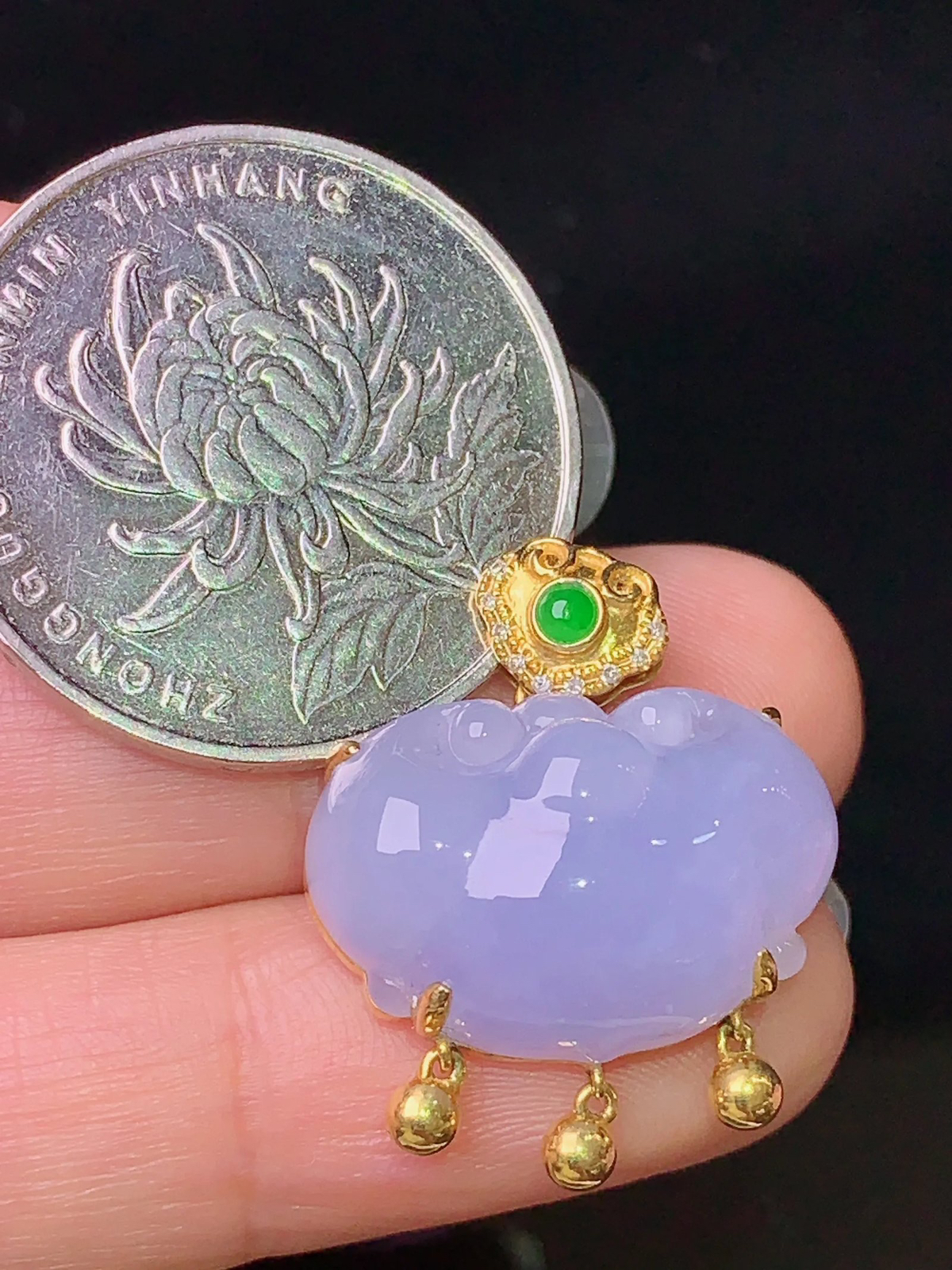 18k金钻镶嵌紫罗兰如意吊坠 玉质细腻 色泽艳丽 Z1整体尺寸23.8*19.6*8.8