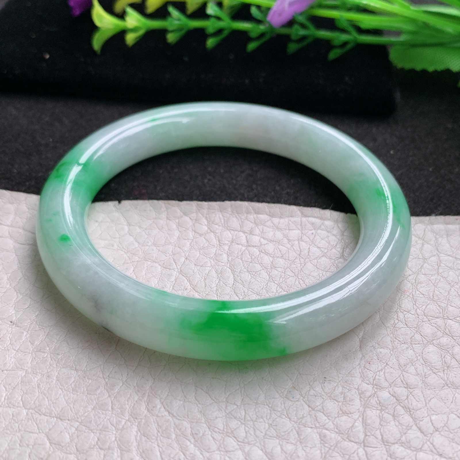 xo实拍54*10*9.5美人镯 天然缅甸翡翠A货玉手镯飘阳绿圆条玉手环