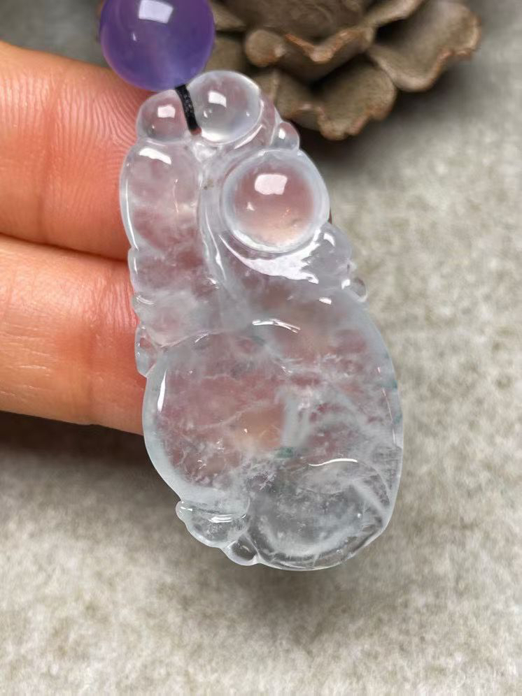 冰种【年年有余】吊坠，种水好，玉质细腻 ，卖相好.‘