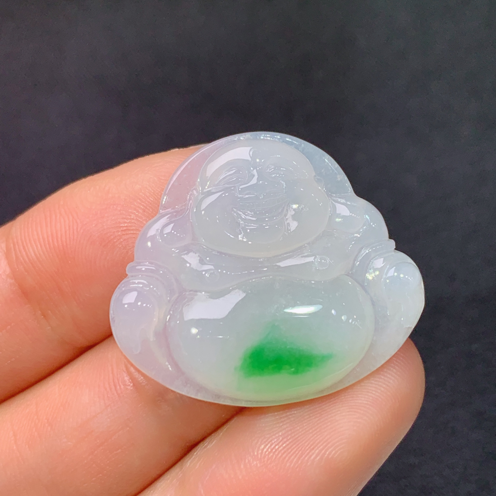 冰飘绿笑佛，冰润细腻，品相好，种水足，001 尺寸24.6*28.2*4.8