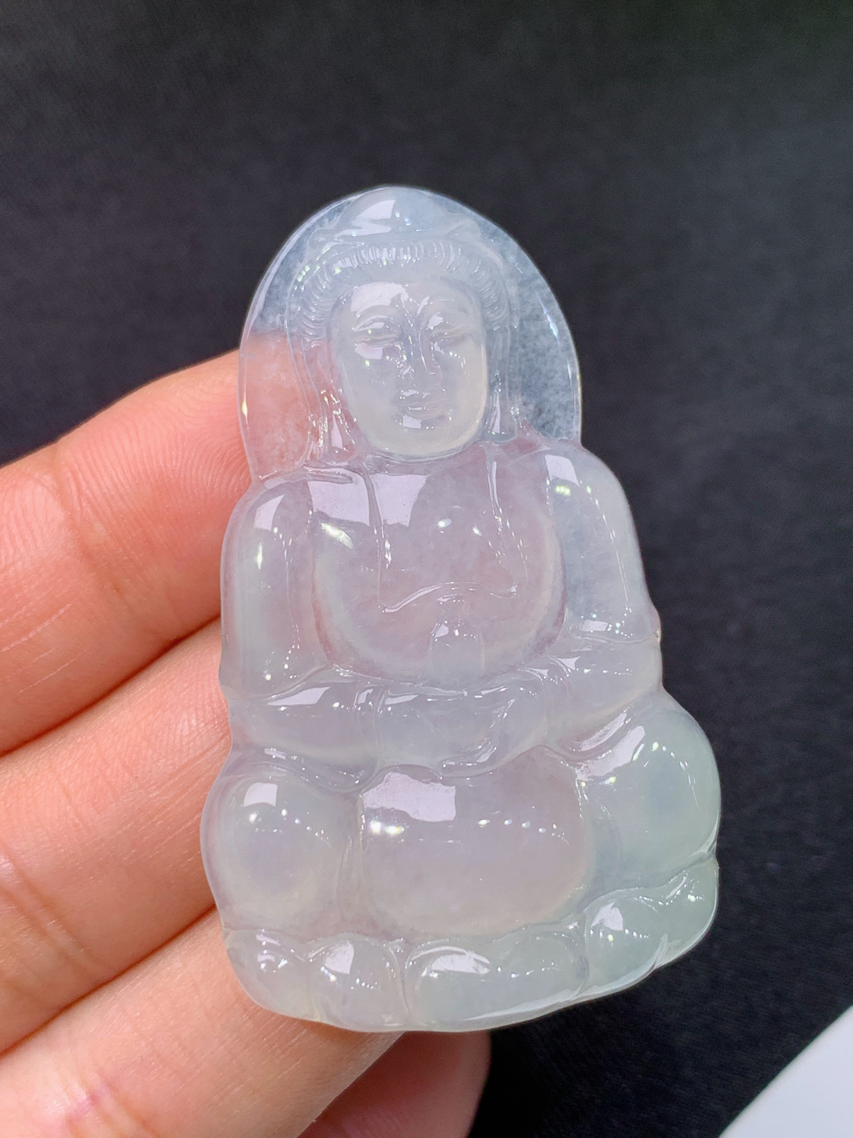 冰种观音，冰冰润润，玉质细腻，品相好，种水足，001 尺寸50.3*31.6*5.3