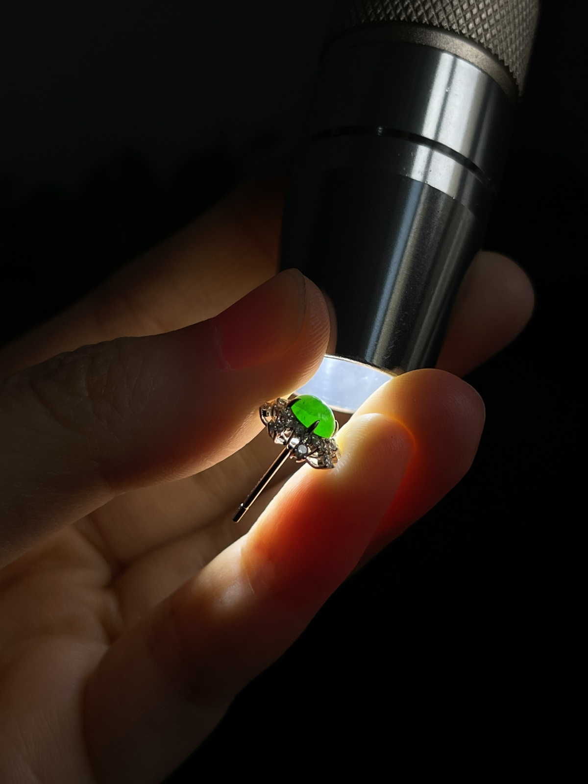 翡翠耳钉，印记：Au750,伴钻石