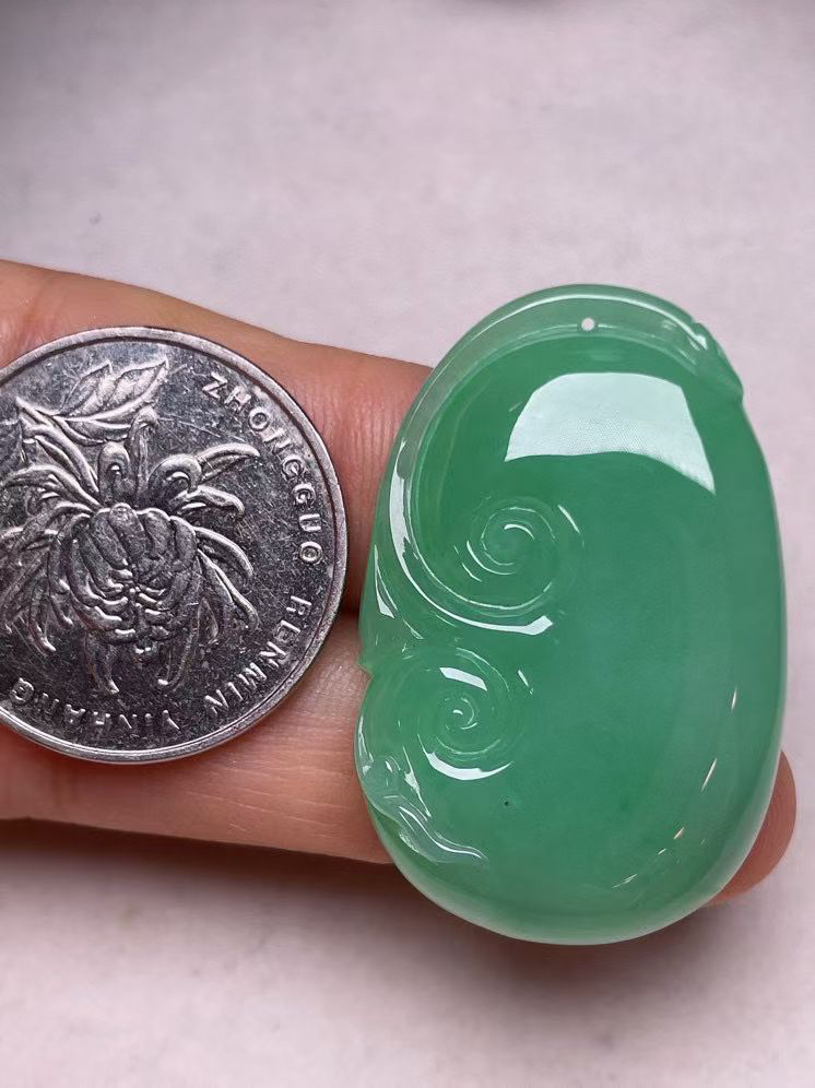 冰种满色【如意】吊坠，种水好，玉质细腻 ，卖相好‘