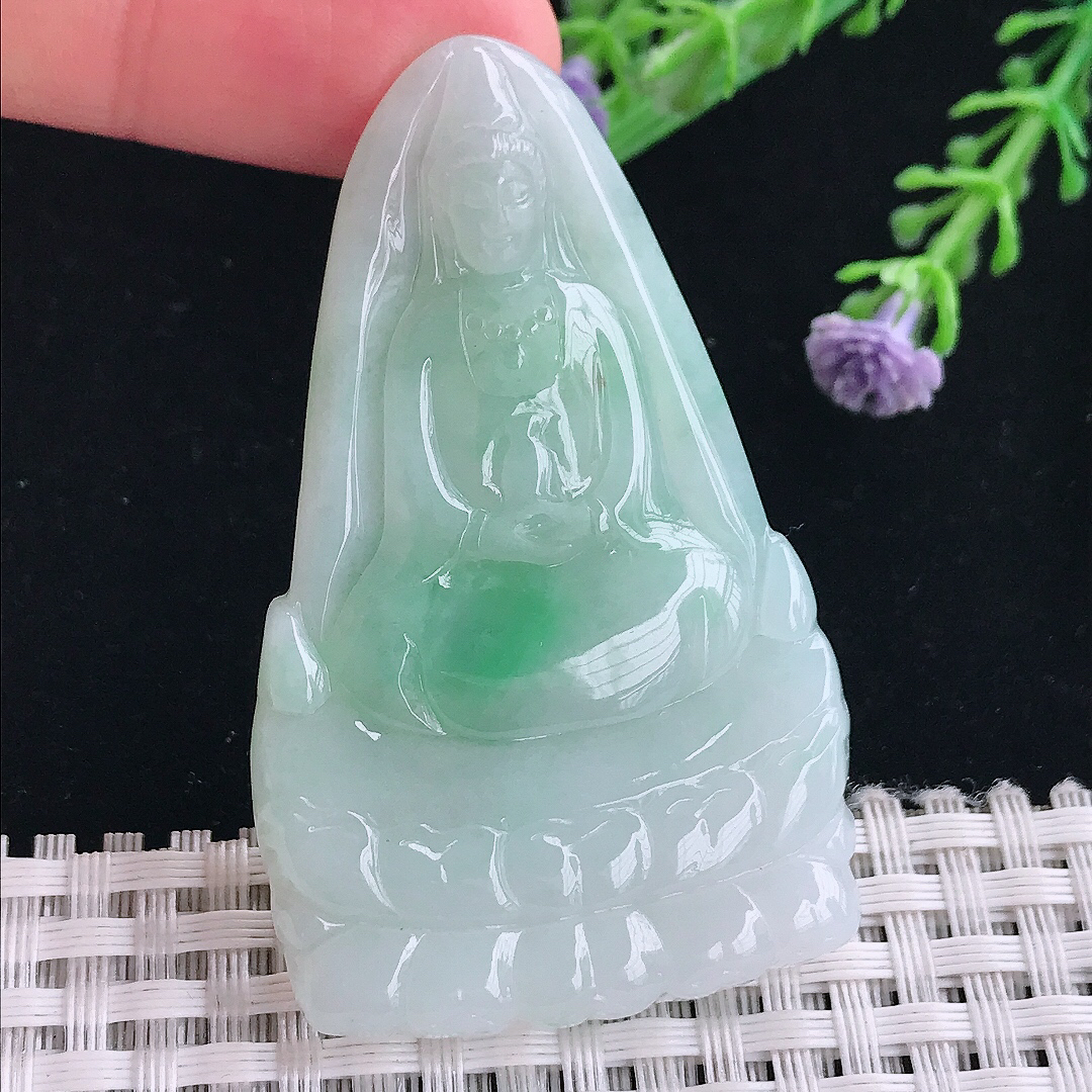 实拍A货翡翠58/36/5.2老坑冰润飘阳绿观音菩萨吊坠翡翠挂件