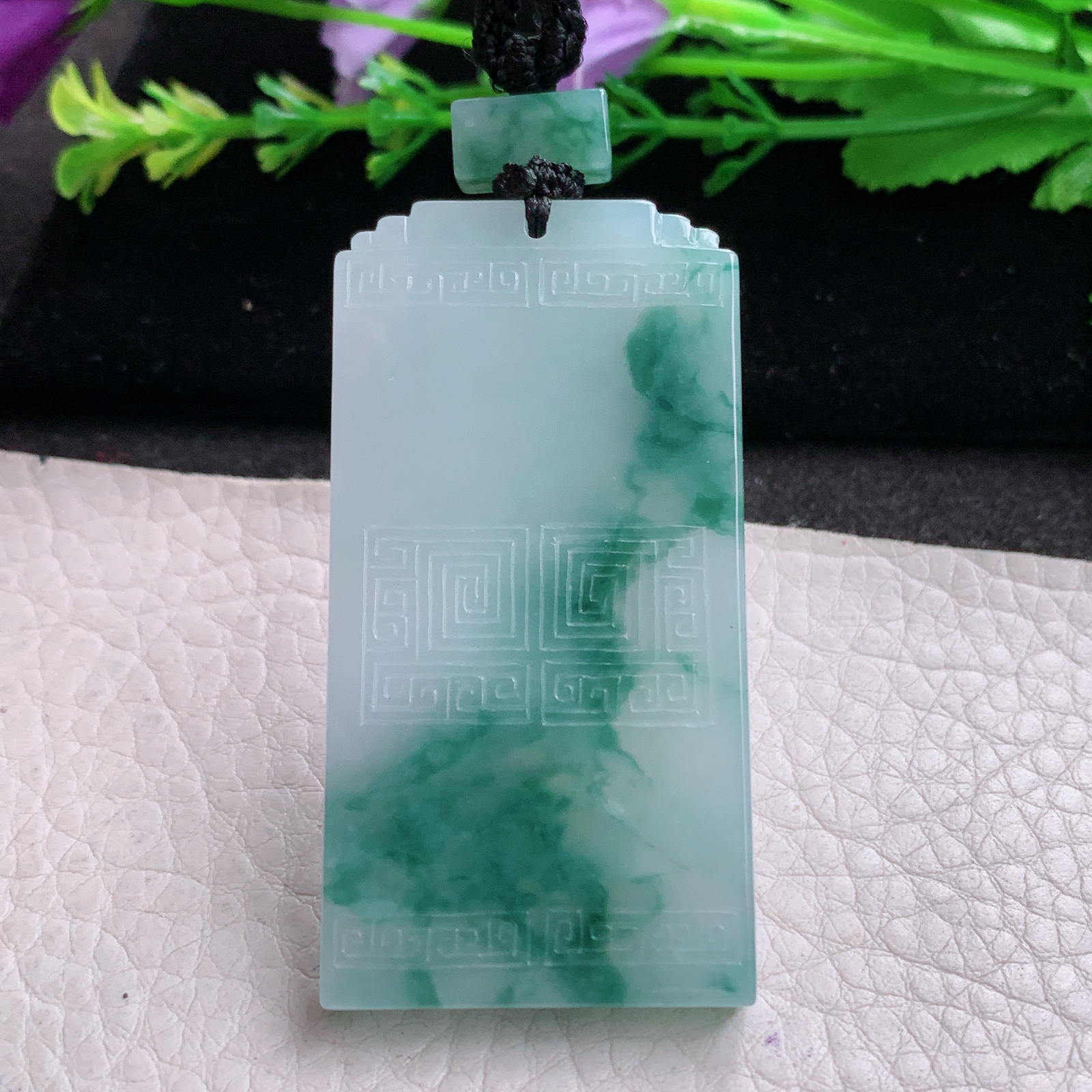 csy实拍56*29*6缅甸翡翠a货精雕飘花怀古雕无事牌玉吊坠 玉挂坠