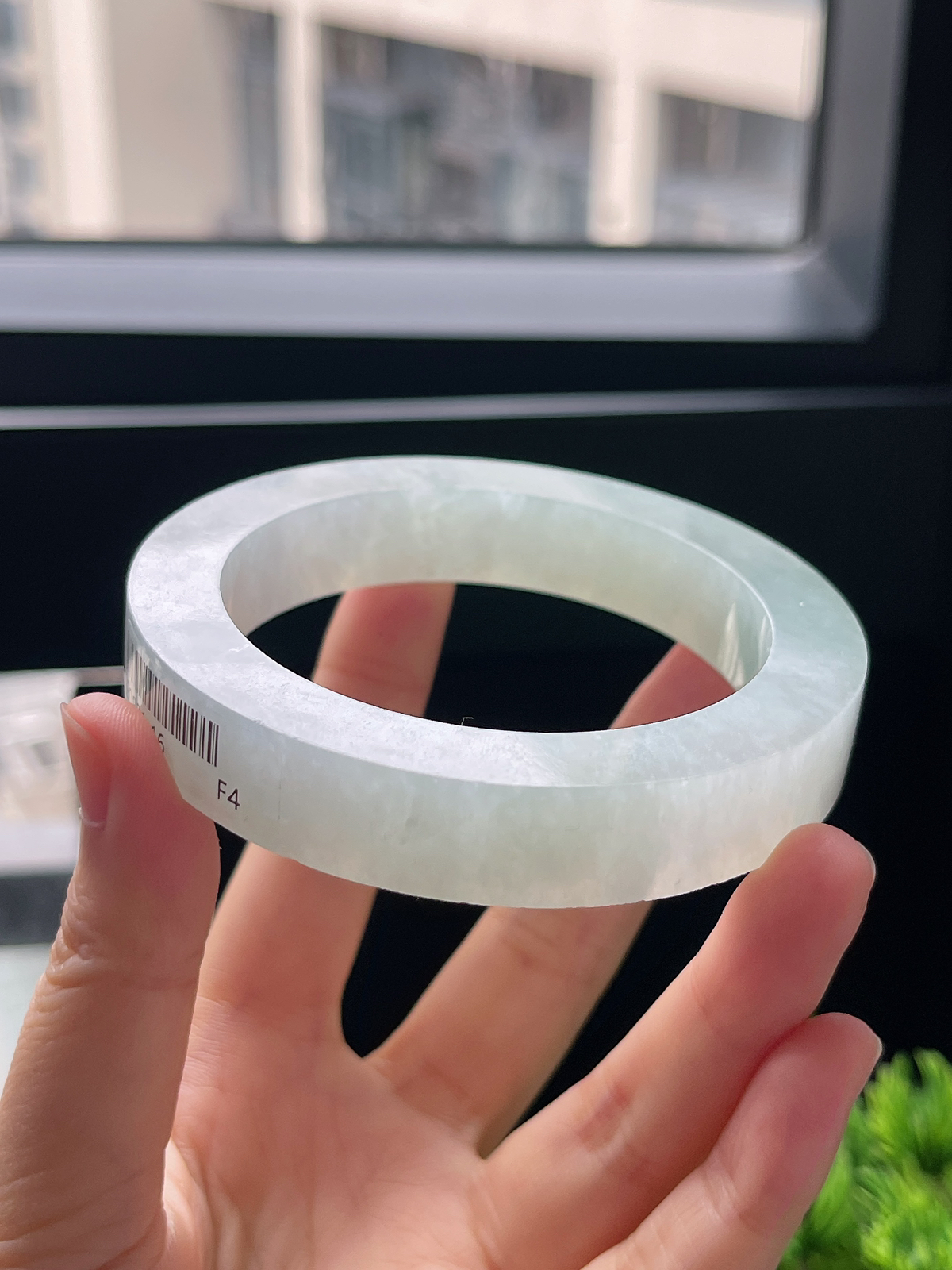 翡翠镯胚，⭕️正圈最大做61，最小做57.4