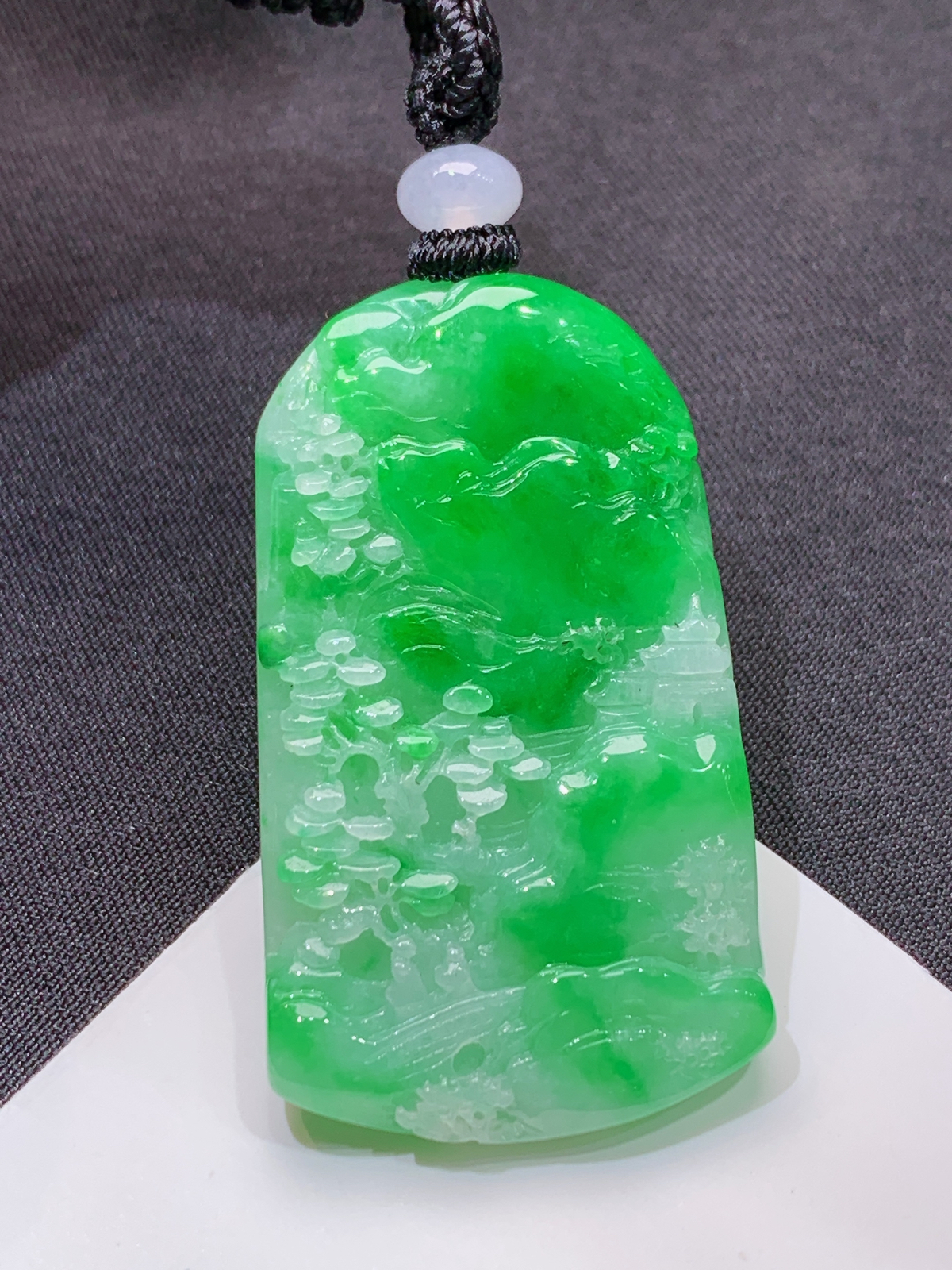 冰飘绿山水牌，厚装种老，冰润色阳，种水足，Xc 尺寸48.2*28.2*5.1