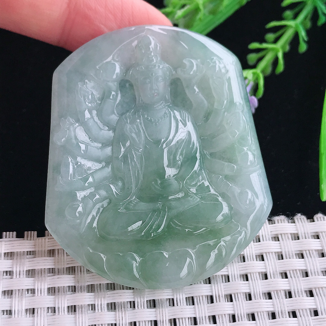 实拍A货翡翠54.8/48.8/5.4老坑冰润起胶晴底千手观音吊坠翡翠挂件