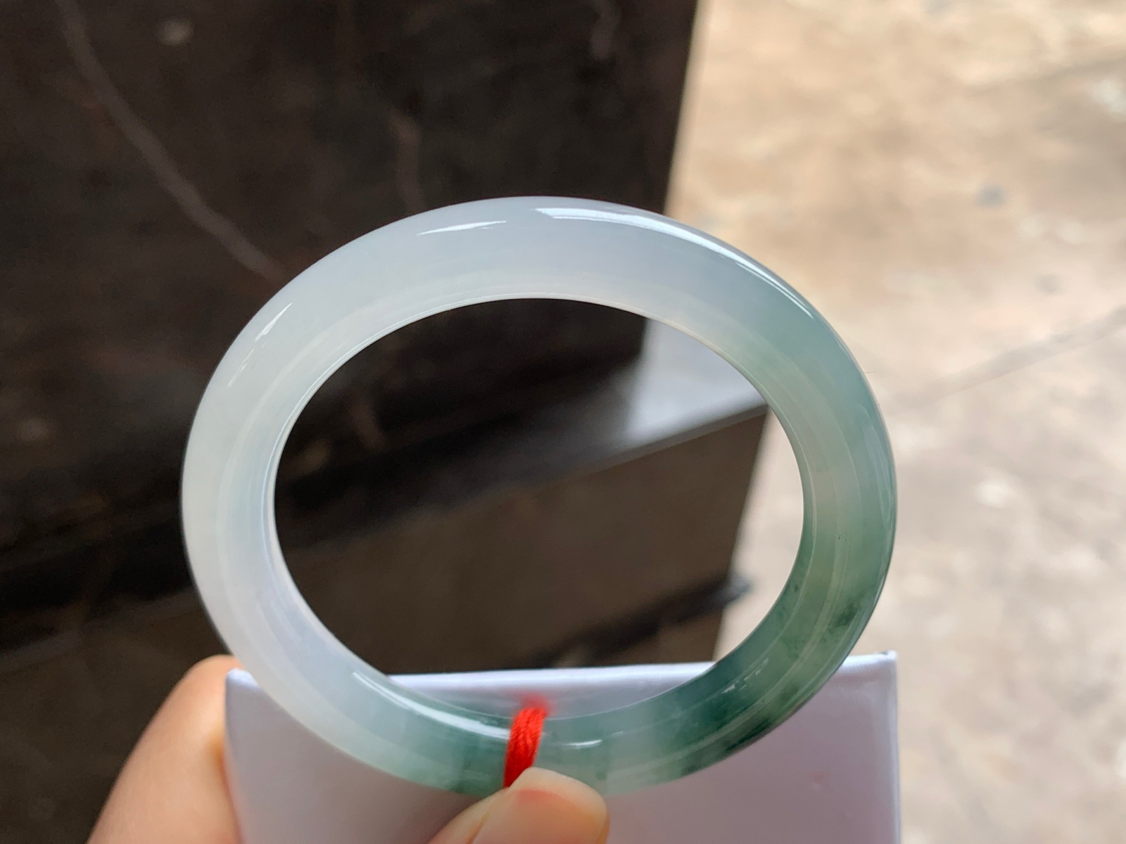 51.5-8.7

蓝花圆条手镯^_^飘花灵韵