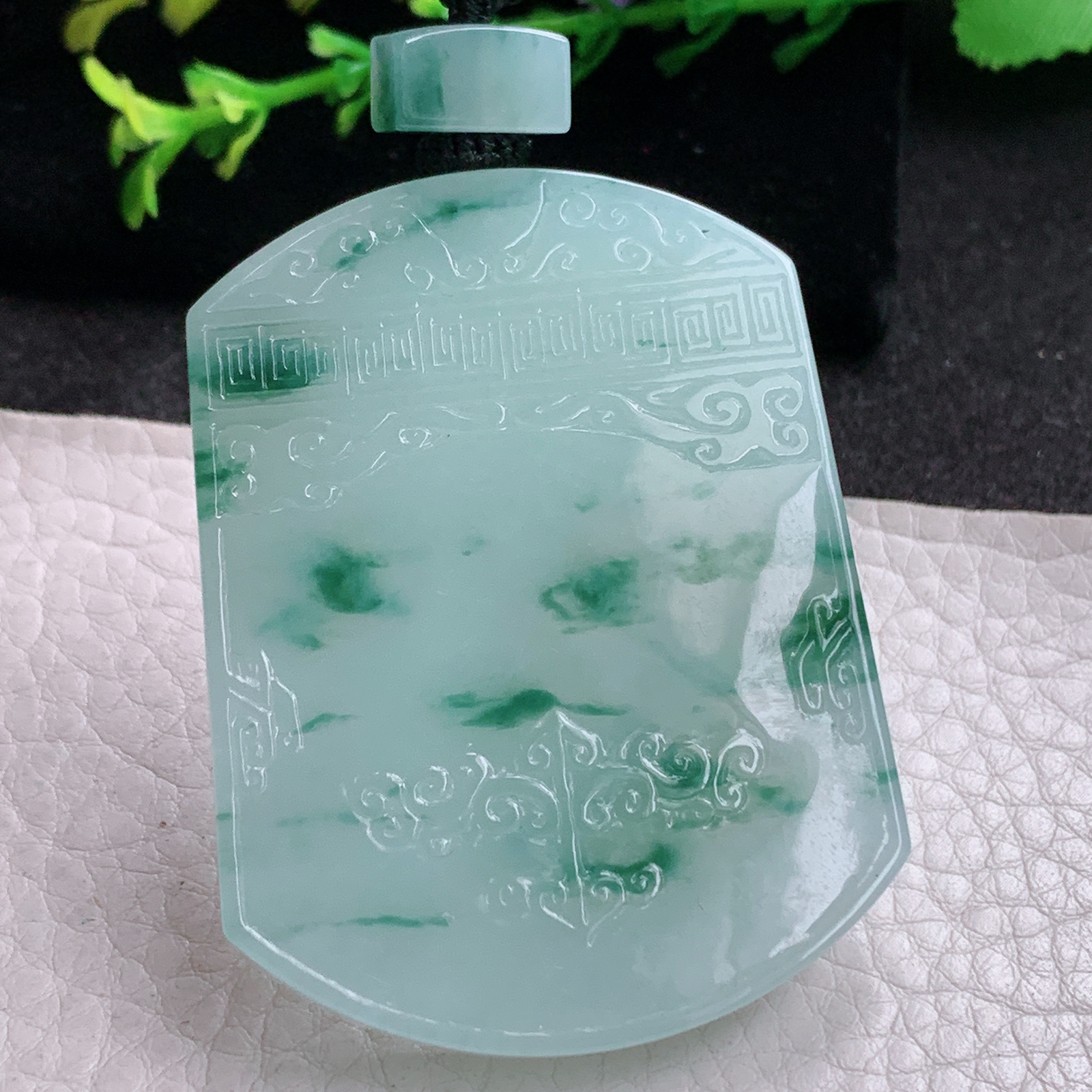 csy实拍56.3*32*6.3缅甸翡翠a货精雕冰飘花怀古雕无事牌玉吊坠 玉挂坠