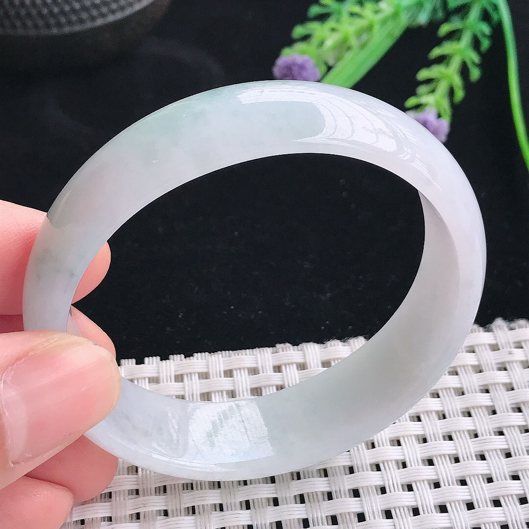 实拍天然翡翠53.5/48.5/16.6/6.2老坑冰润飘花轮胎贵妃手镯翡翠玉镯手环