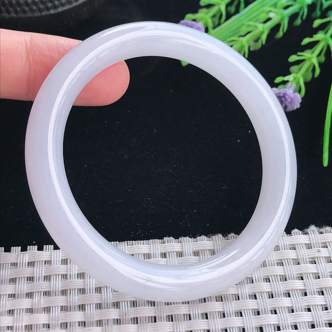 实拍天然翡翠53/9.3/8.5老坑冰润月光白圆条手镯翡翠玉镯手环