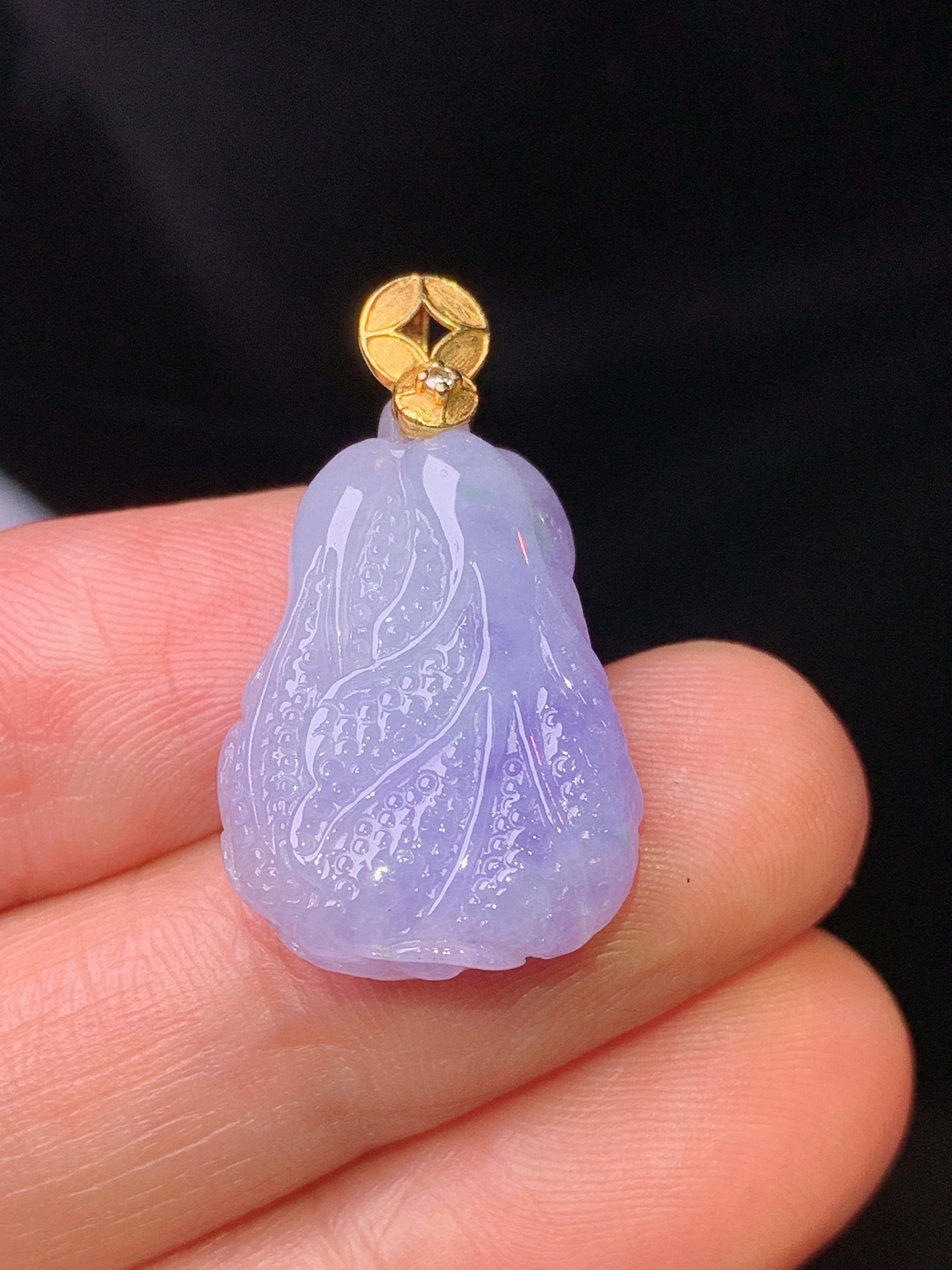 18k金钻镶嵌紫罗兰白菜吊坠 玉质细腻 色泽艳丽 整体尺寸26.5*15.6*6.5b1