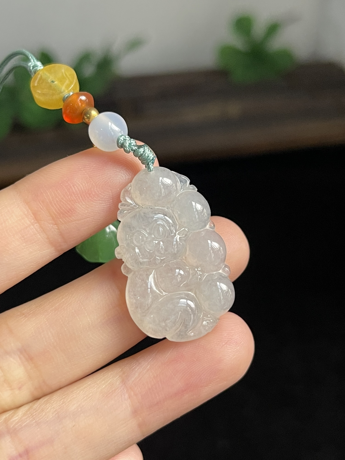 翡翠生肖，配石未测