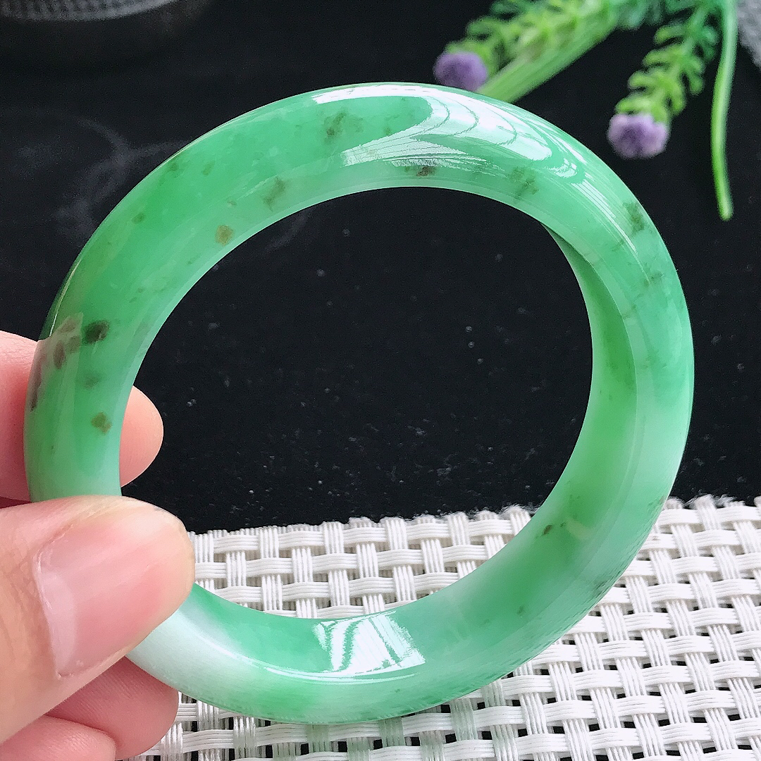 实拍天然翡翠55/13.3/8.8老坑精美温润满绿阳绿手镯翡翠玉镯手环