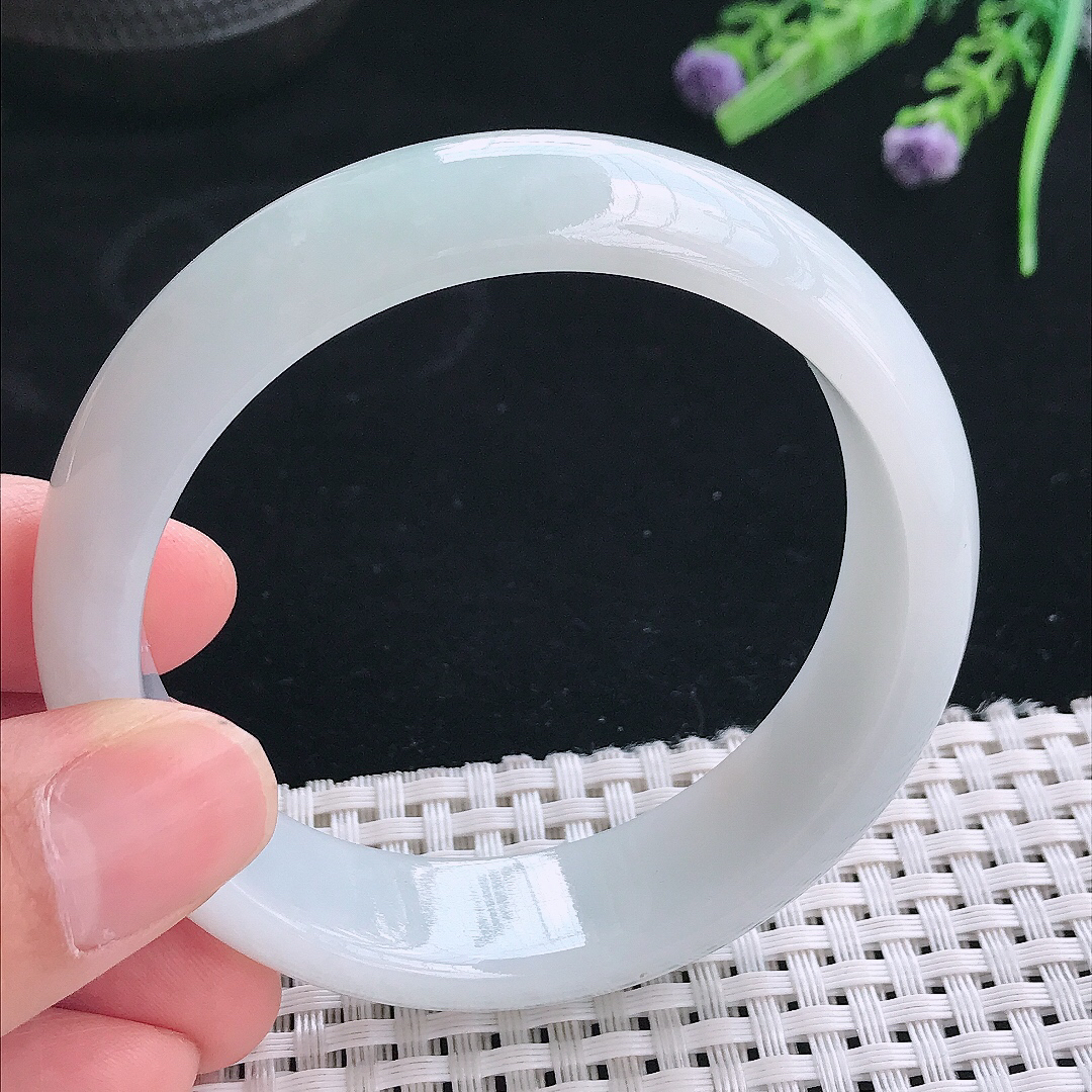 实拍天然翡翠56.8/16/7.8老坑冰润水灵冰晴轮胎手镯翡翠玉镯手环