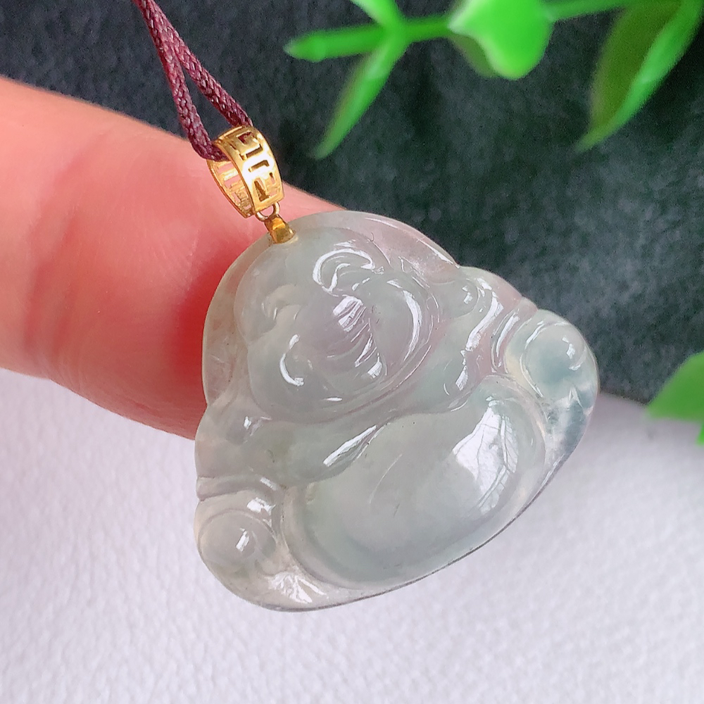 18k金扣冰润佛公挂件 玉质细腻  精雕弥勒佛，笑佛福耳垂肩，面相喜庆，开怀大笑，憨态可掬。惟妙惟肖，寓意福禄双全，吉祥美满，笑口常开 W141.9 尺寸：21-24-4.9mm