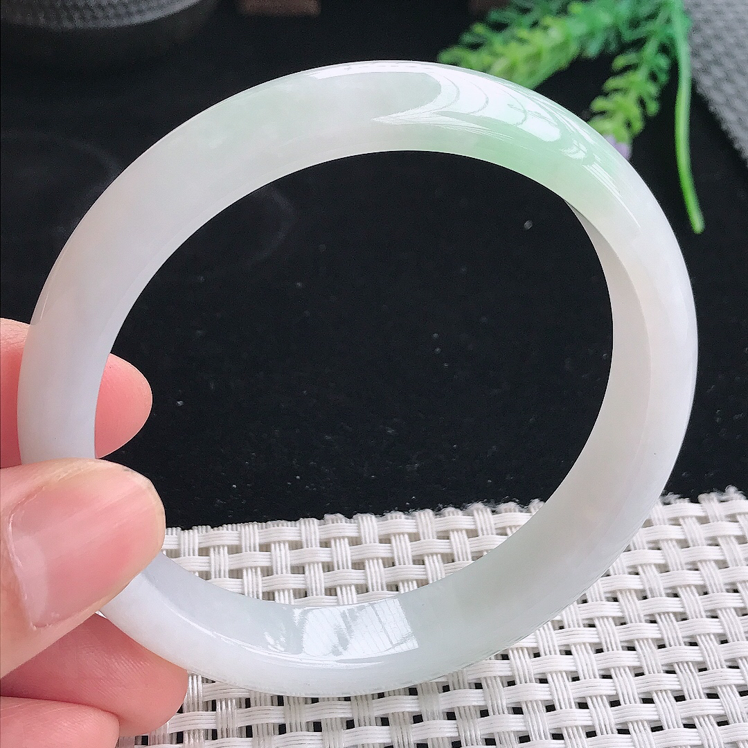 实拍天然翡翠62.5/12.5/7.8大圈口老坑冰润起胶淡绿色手镯翡翠玉镯手环