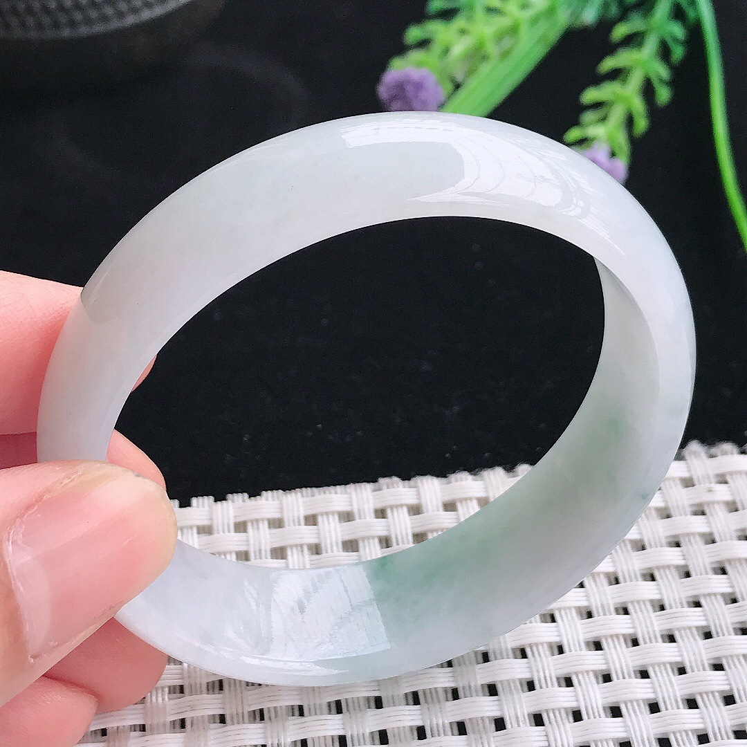 实拍天然翡翠53.5/48.5/16.6/6.2老坑冰润飘花轮胎贵妃手镯翡翠玉镯手环