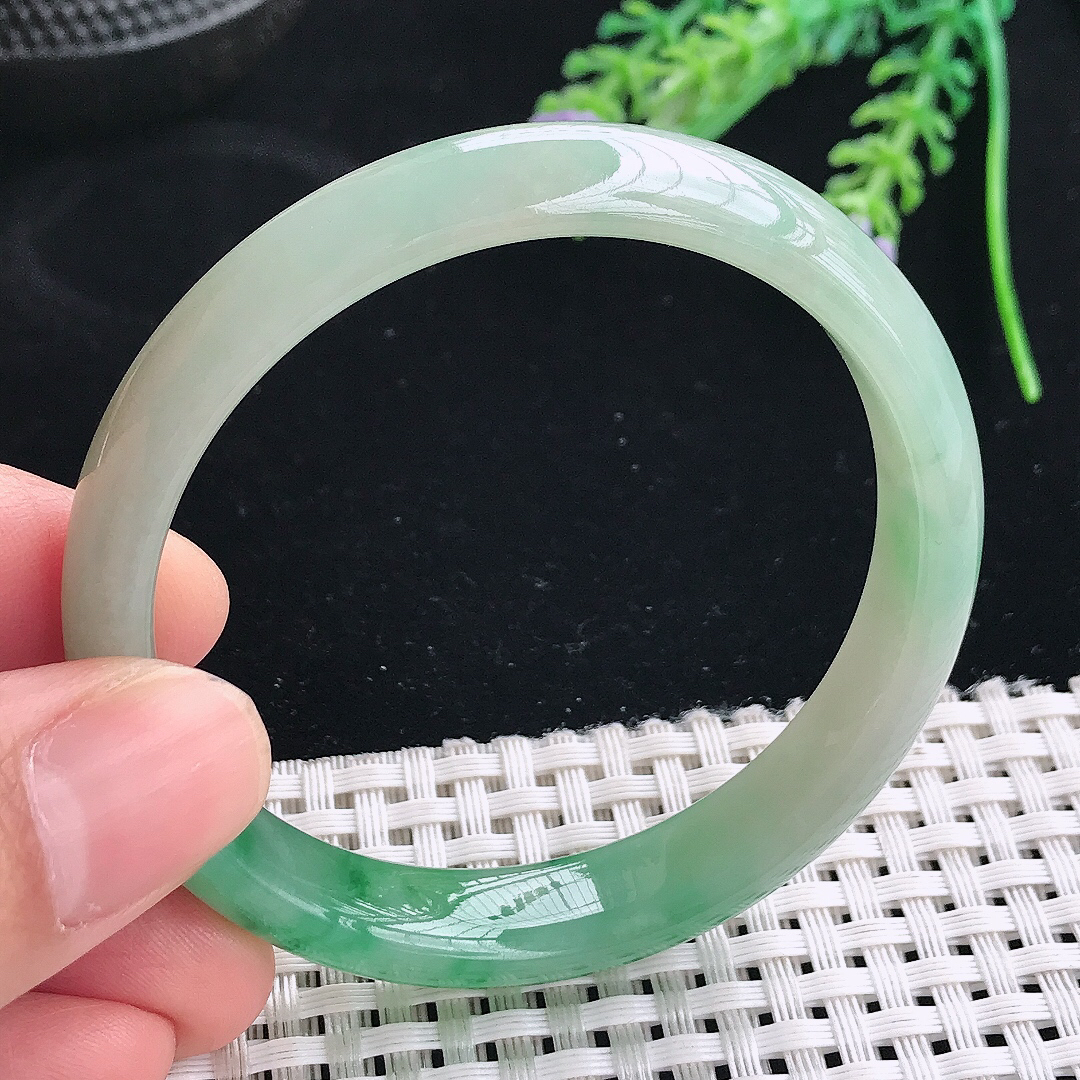 实拍天然翡翠53/11.2/6.6老坑冰胶飘阳绿手镯翡翠玉镯手环
