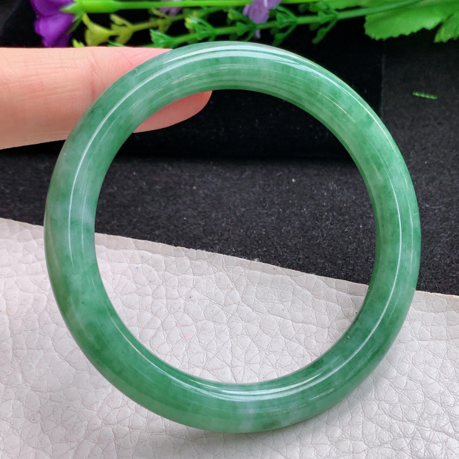 n实拍54*8.3*8.5美人镯 天然缅甸翡翠A货玉手镯水润满绿圆条叮当镯