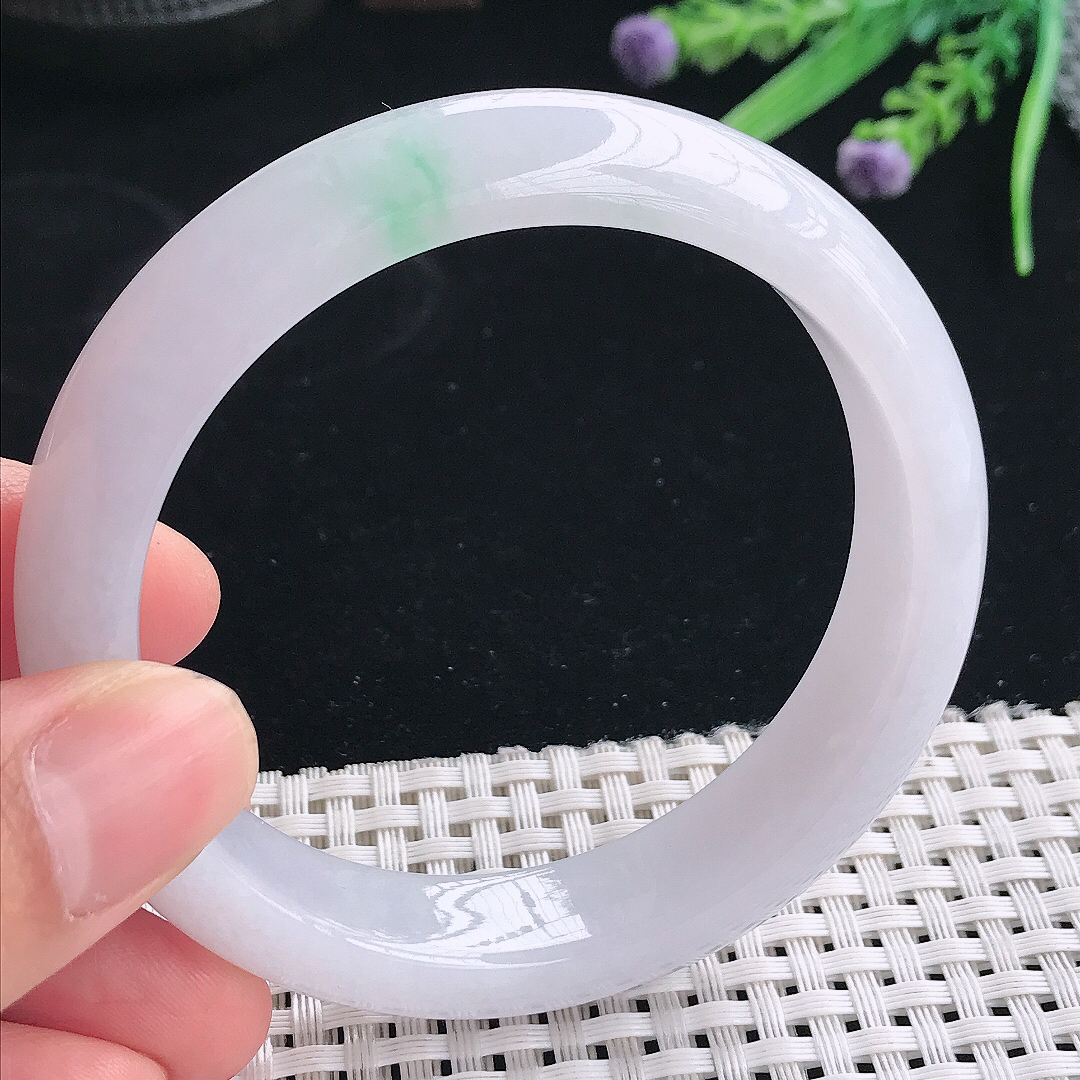 实拍天然翡翠57.5/13.3/8.5老坑冰胶水灵飘绿手镯翡翠玉镯手环