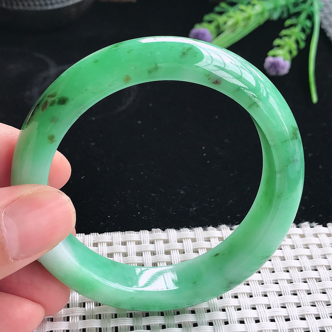 实拍天然翡翠55/13.3/8.8老坑精美温润满绿阳绿手镯翡翠玉镯手环