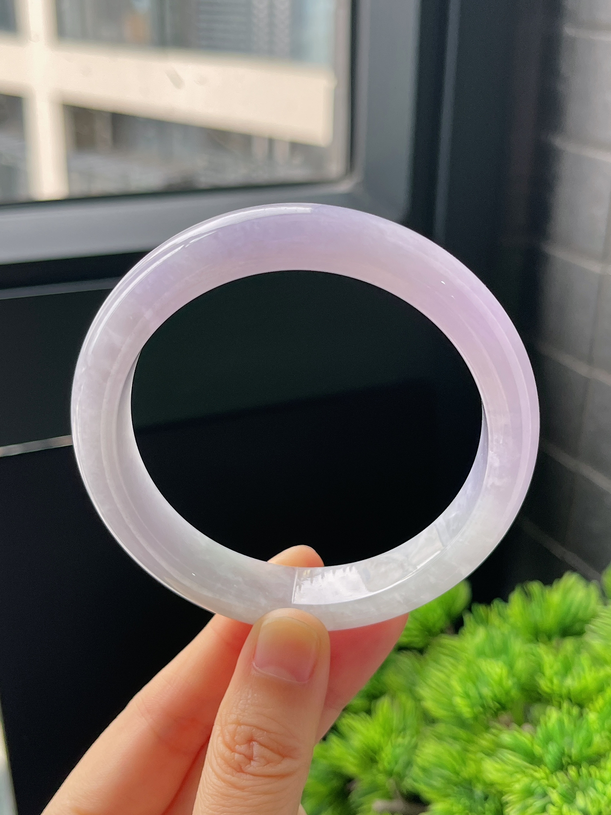 正圈60.5圈口，翡翠冰糯种春带彩手镯，紫不失色