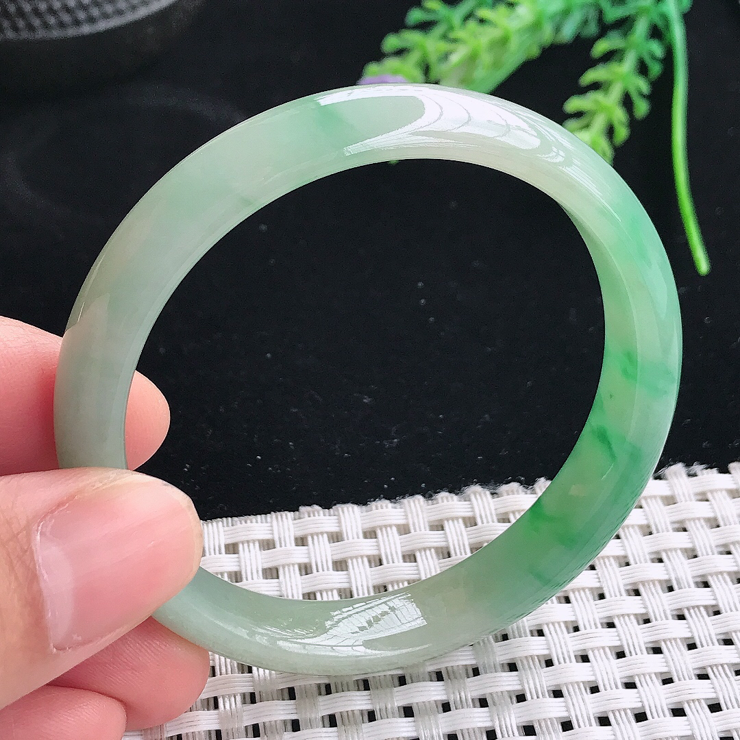 实拍天然翡翠53/11.2/6.6老坑冰胶飘阳绿手镯翡翠玉镯手环